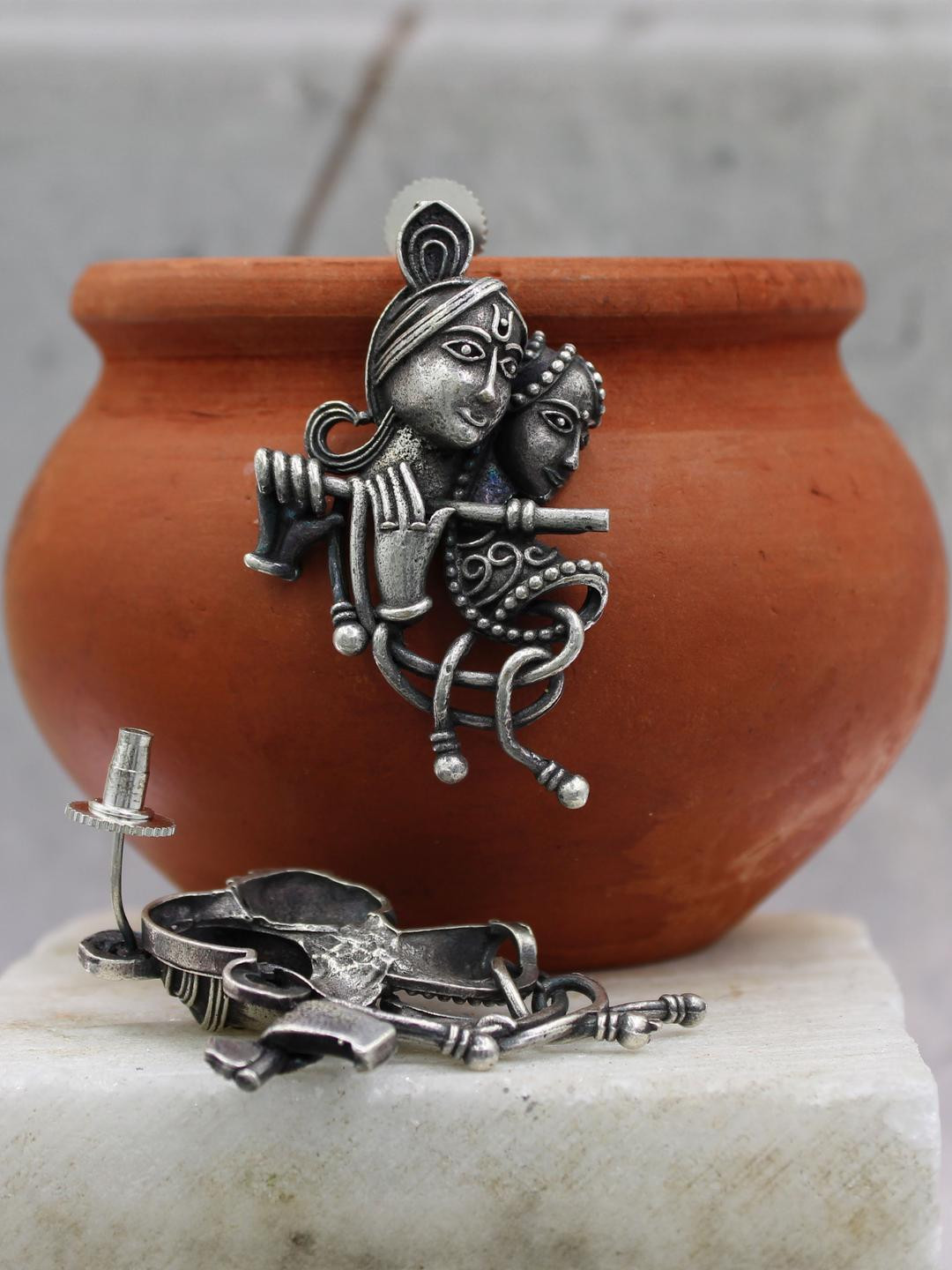Gurjari Jewellers Antique Stud earrings