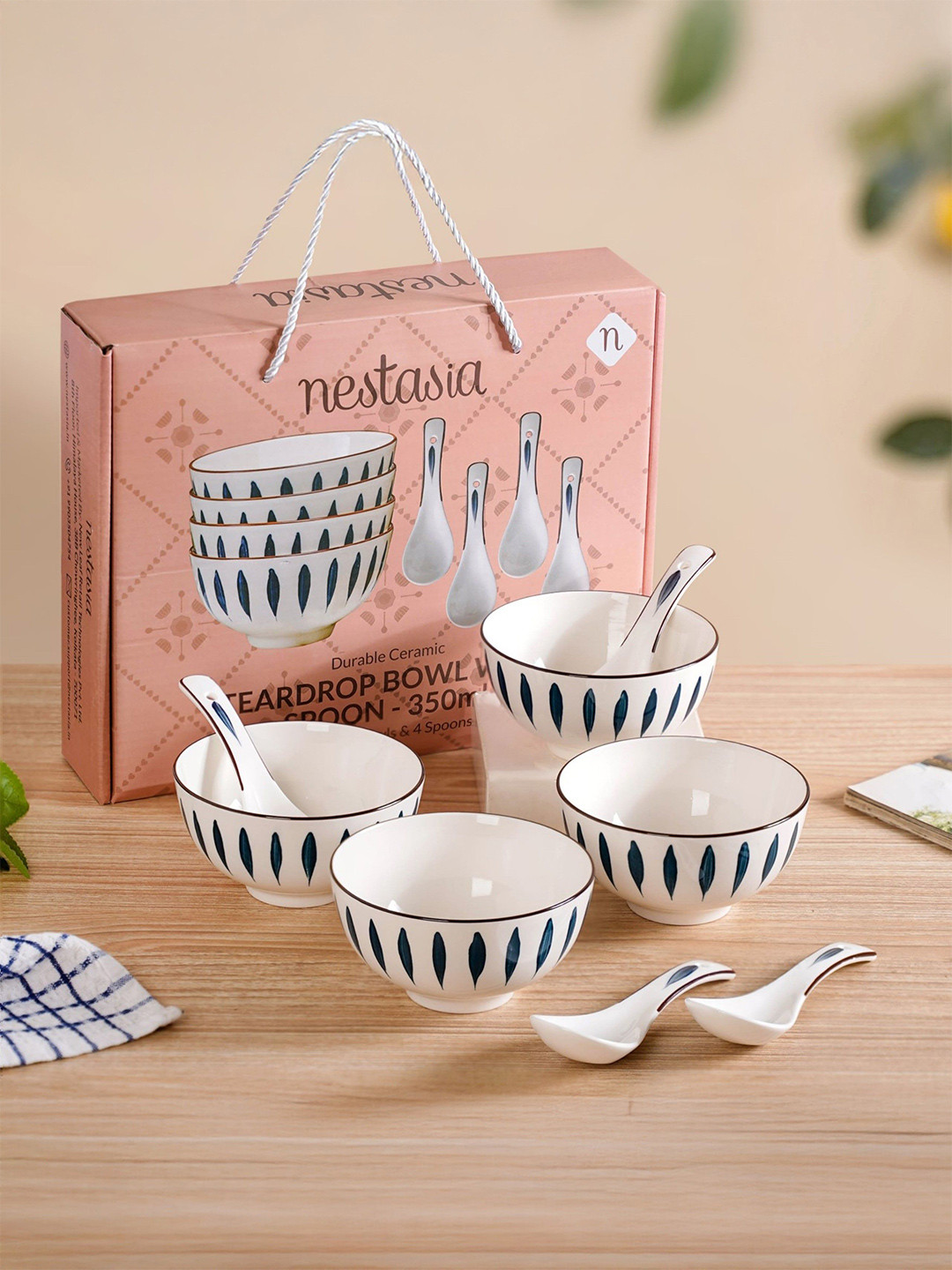 Nestasia White & Blue 4 Pieces Teardrop Printed Ceramic Soup Bowls With Spoon 350ml