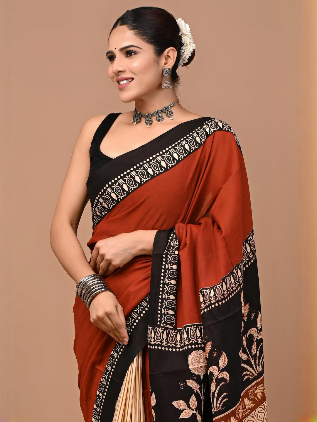 Crafts Moda Block Printed Mulmul Cotton Saree