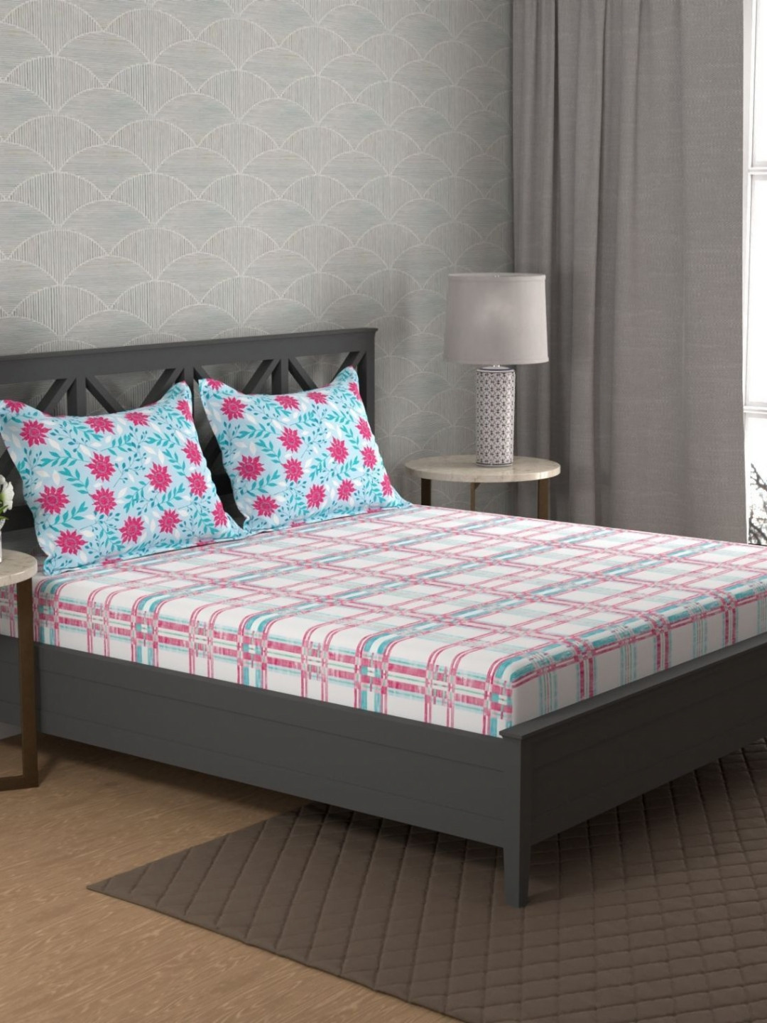 home expressions White & Blue Geometric 120 TC Cotton Super King Bedsheet Set 2.74x2.74 m