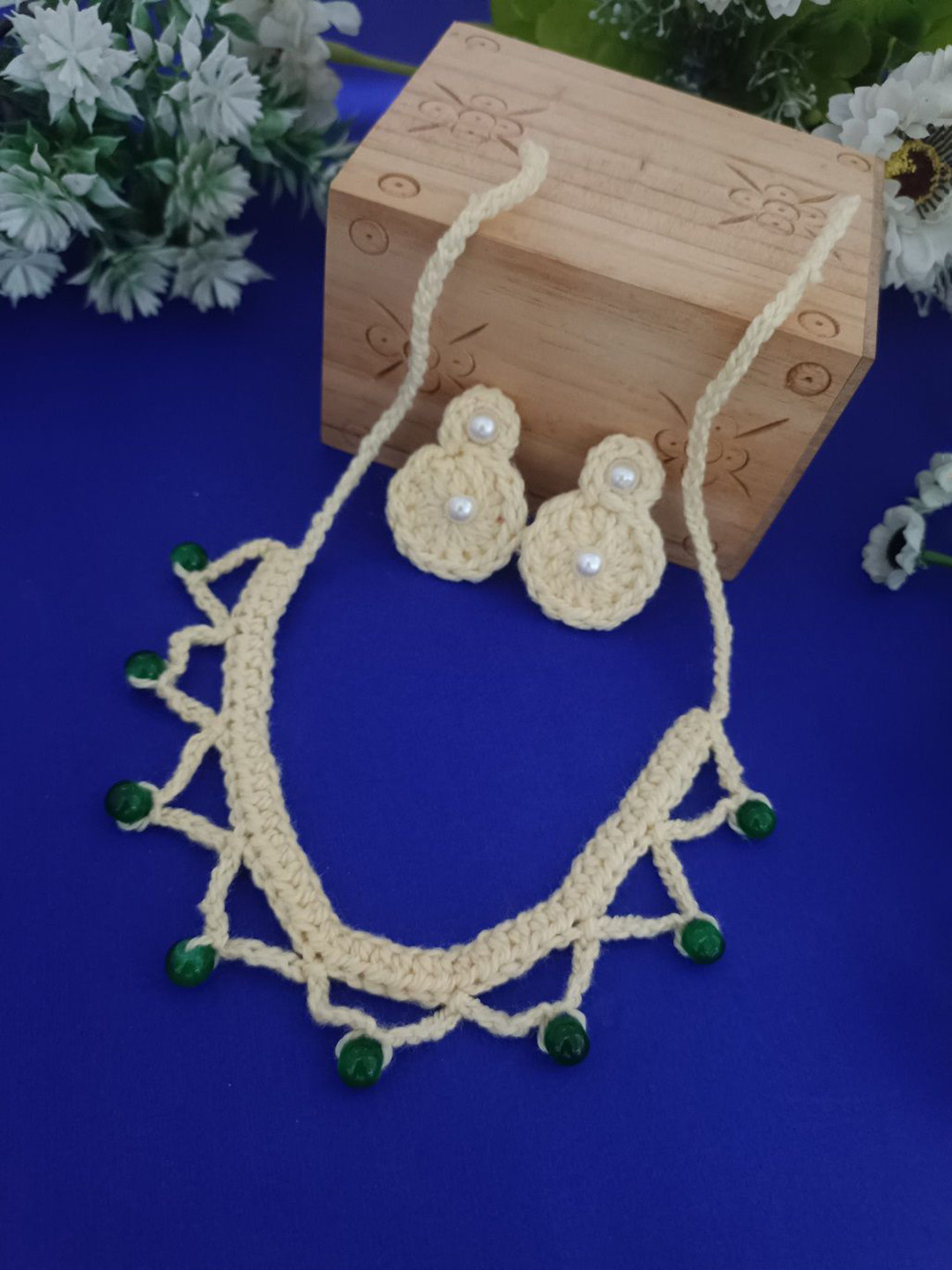Sanjog Crochet Woolen Handmade Beaded Jewellery Set