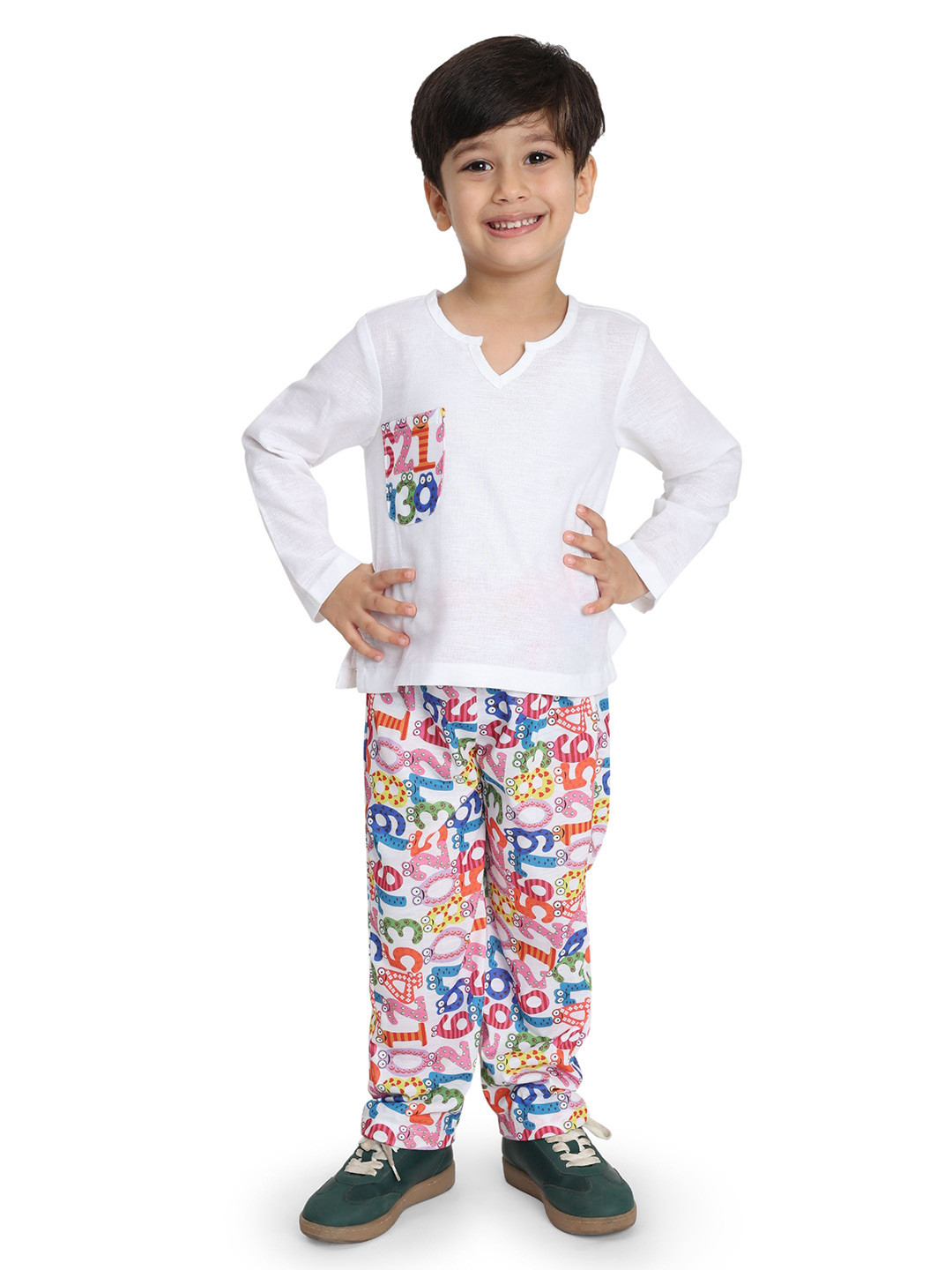 SPIN N TALES Boys Typography Printed Notch Neck Pure Cotton T-shirt With Trousers