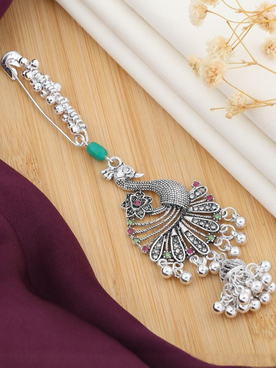niva fashion Women Silver Brooch