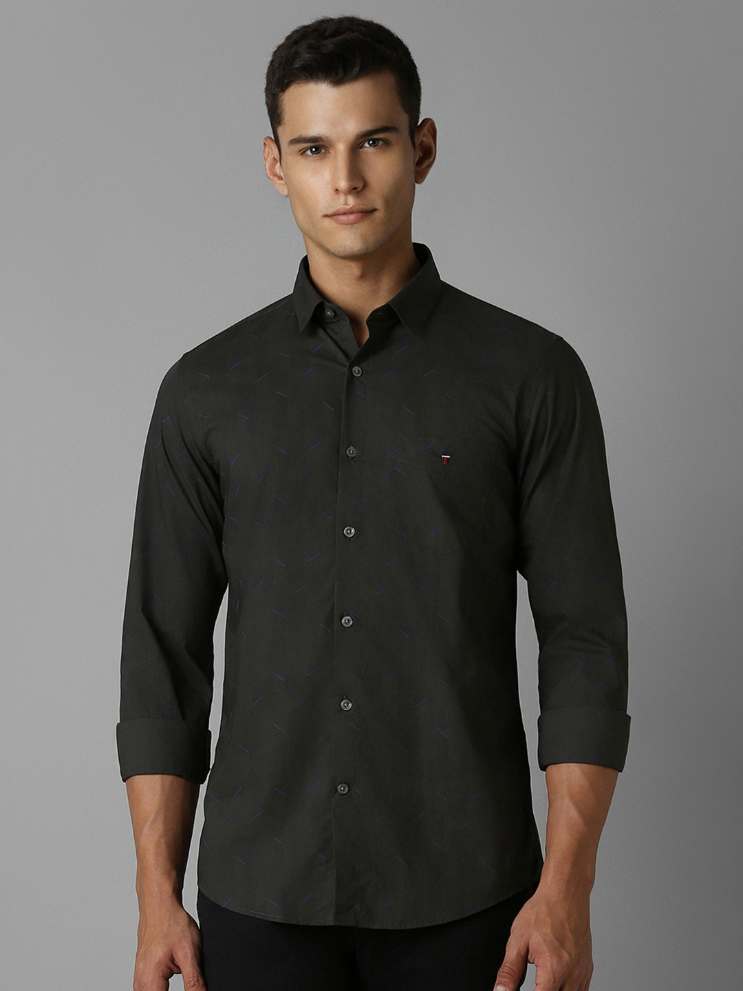 Louis Philippe Sport Slim Fit Abstract Printed Spread Collar Cotton Shirt