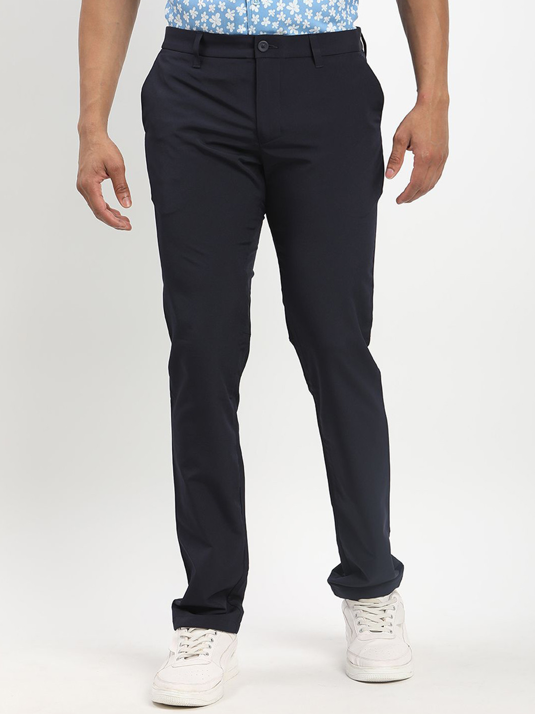 Indian Terrain Men Urban Tapered Fit Mid-Rise Trousers