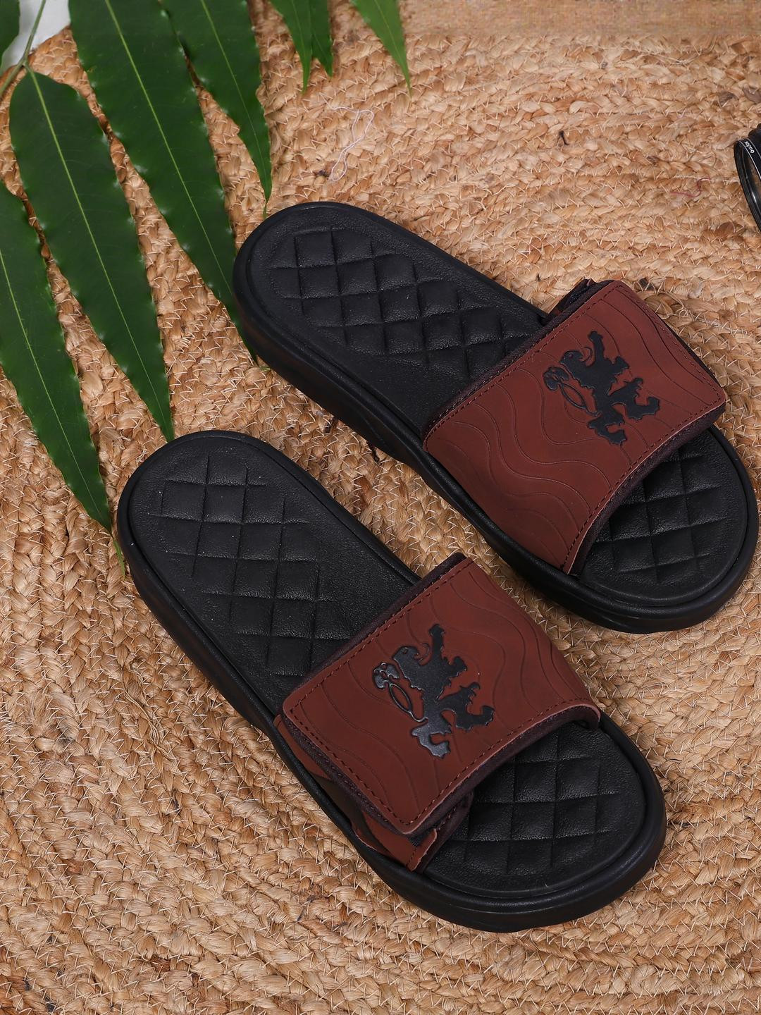Style Height Men Embellished Sliders