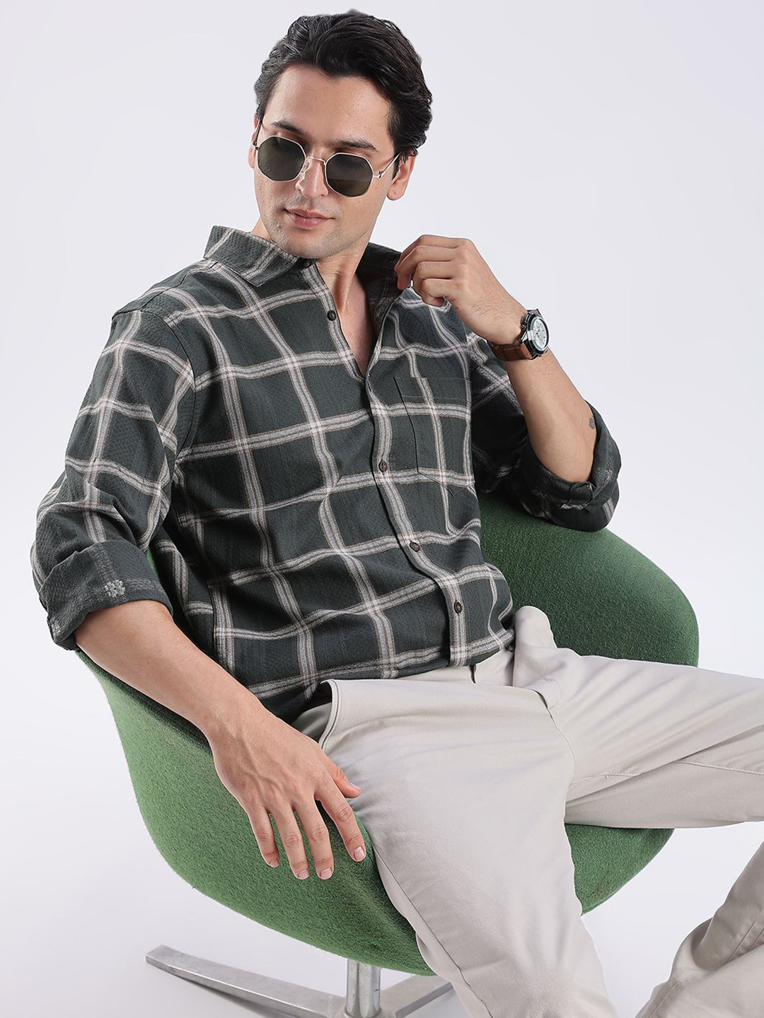 Guns & Sons Modern Windowpane Checked Spread Collar Cotton Casual Shirt