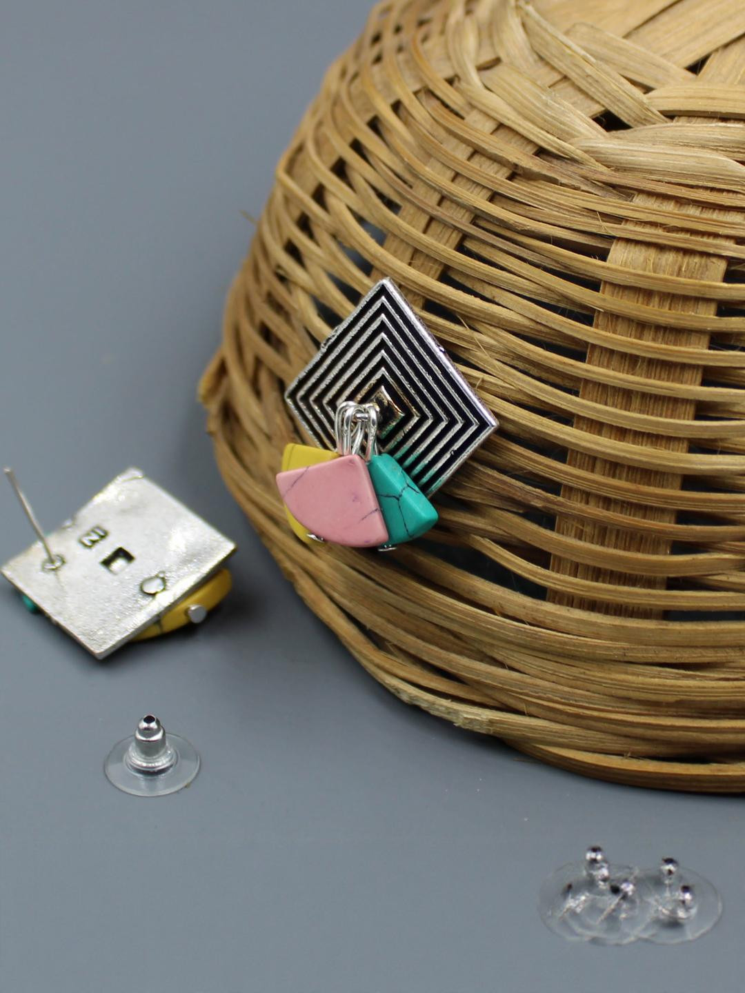 Gurjari Jewellers Tops with Brass Silver Golden Chain