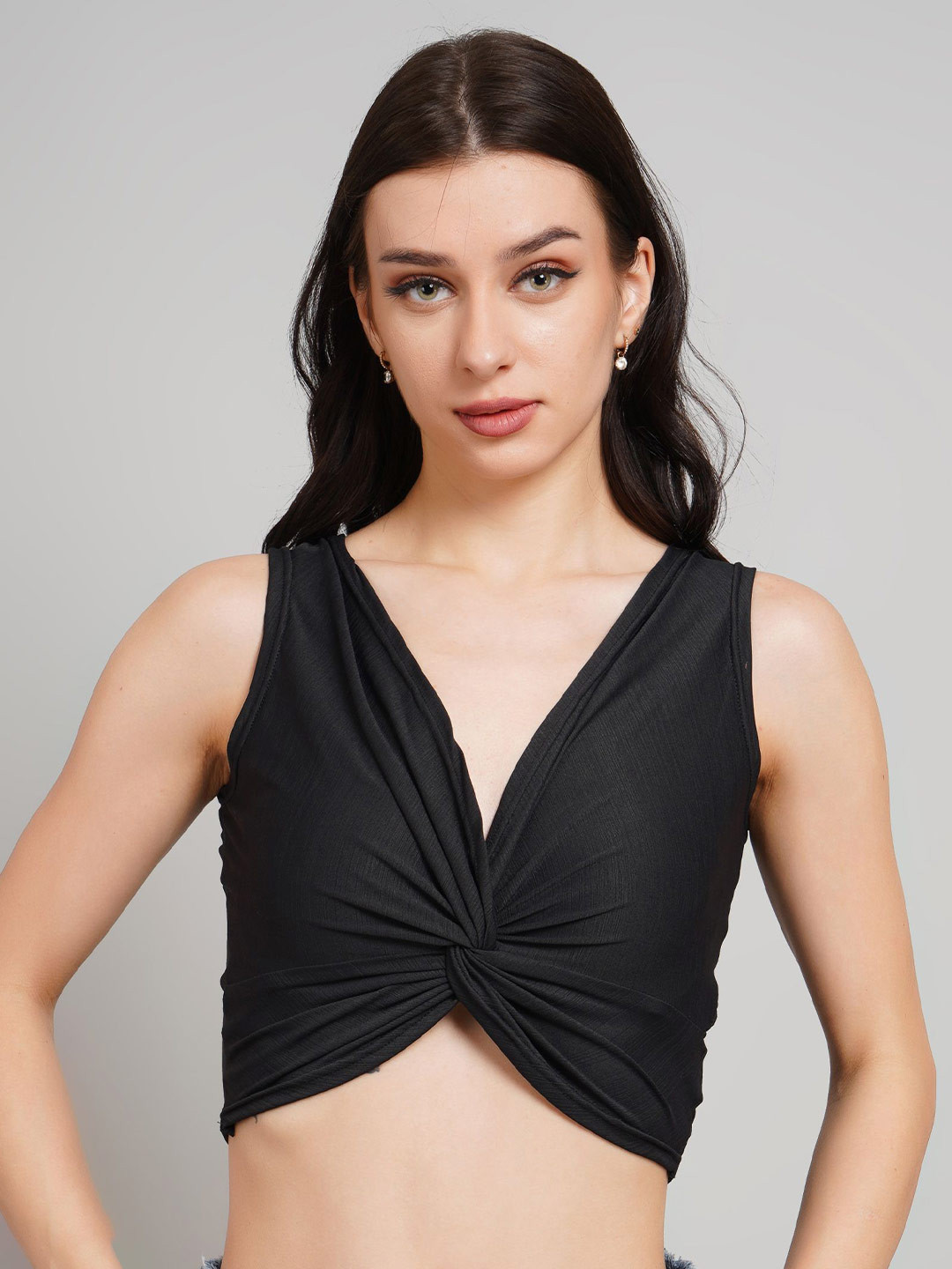Gora Glama Women V-Neck Crop Fitted Top