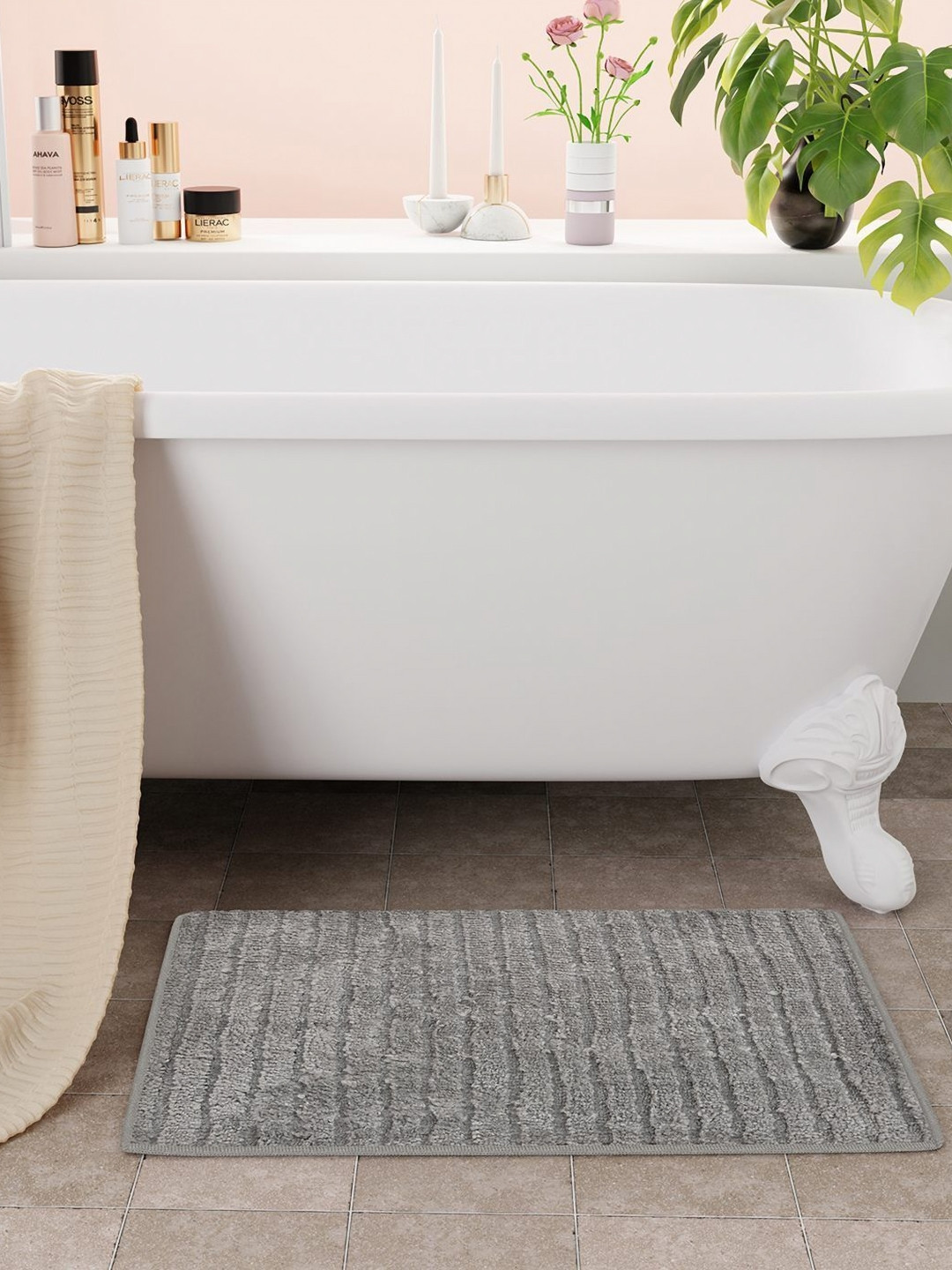 Bichauna Bali Grey & White Anti-Skid & Non-Slip Rectangular 1300-GSM Bath Rug