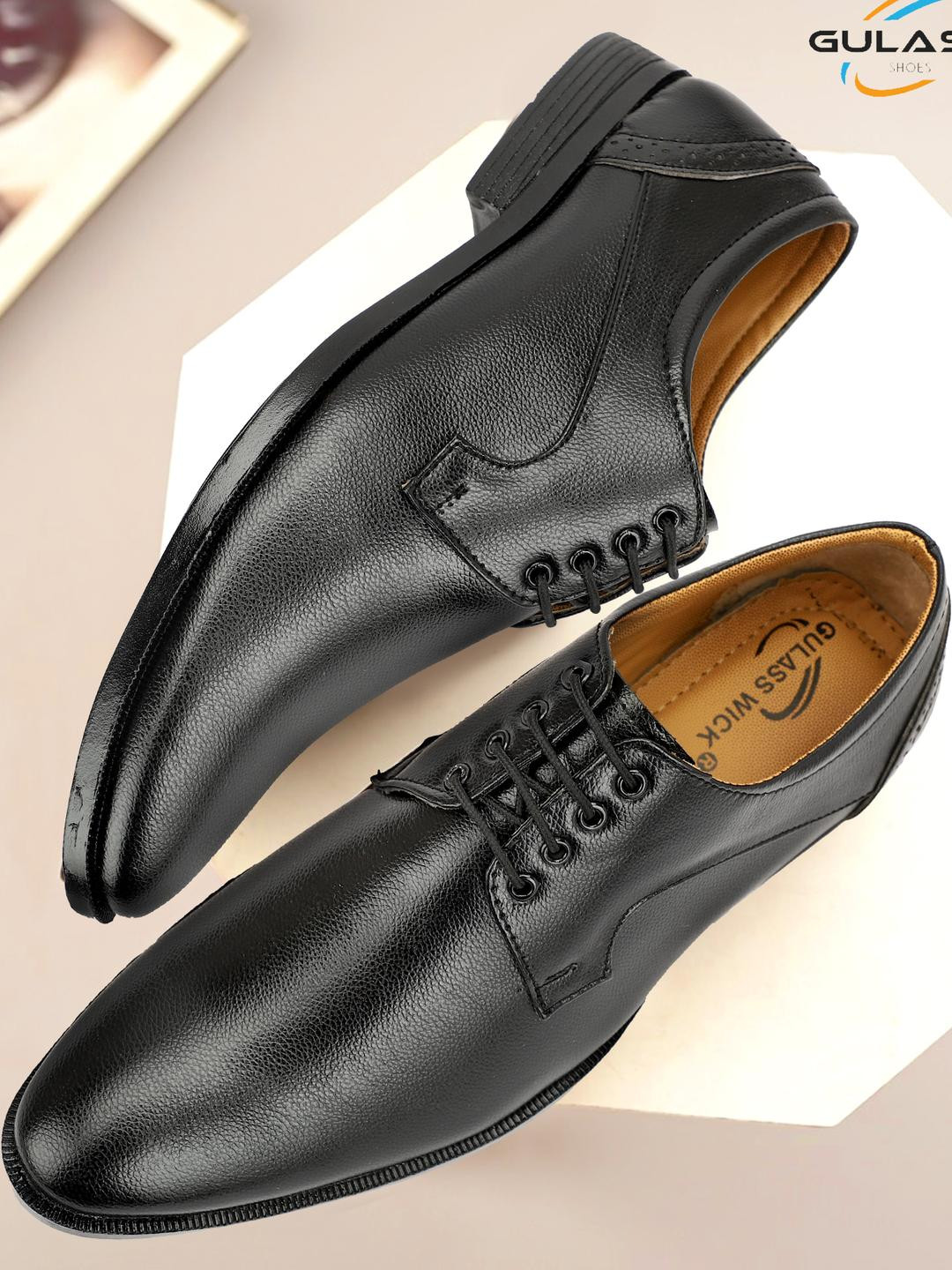 GULASS WICK Men Solid Casual Shoes