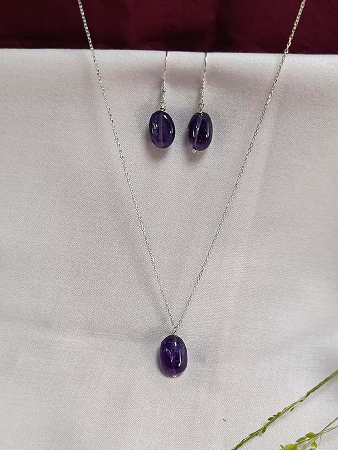 INARI SHINES 925 Silver Rhodium-Plated Amethyst  Studded Jewellery Set