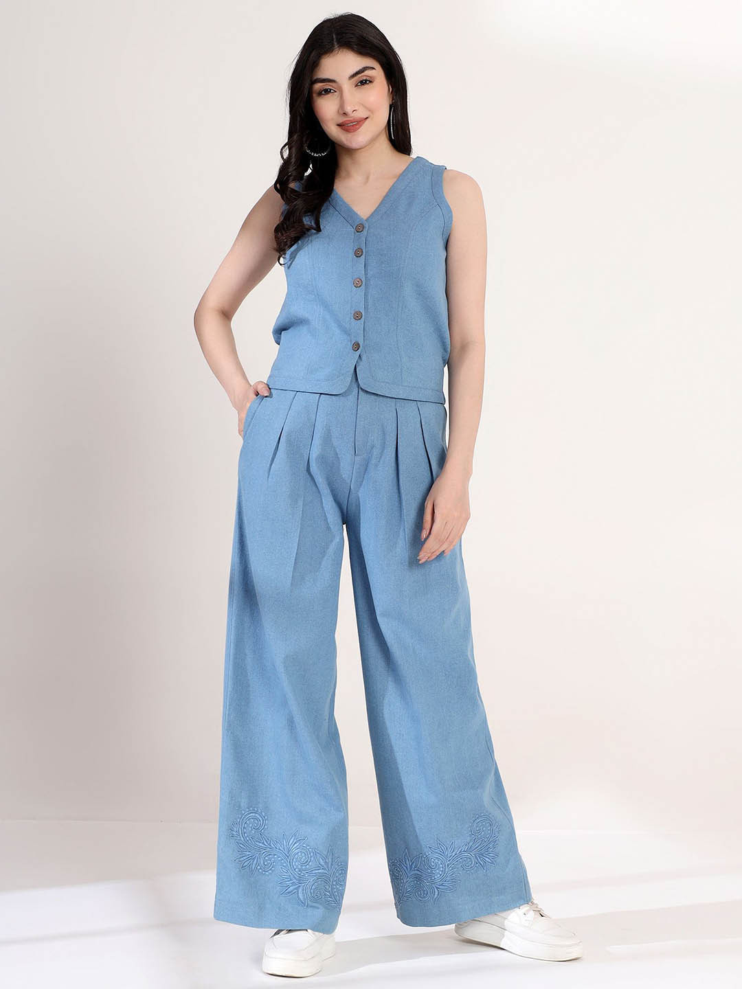 Justin Whyte Women Comfort High-Rise Baggy  Jeans