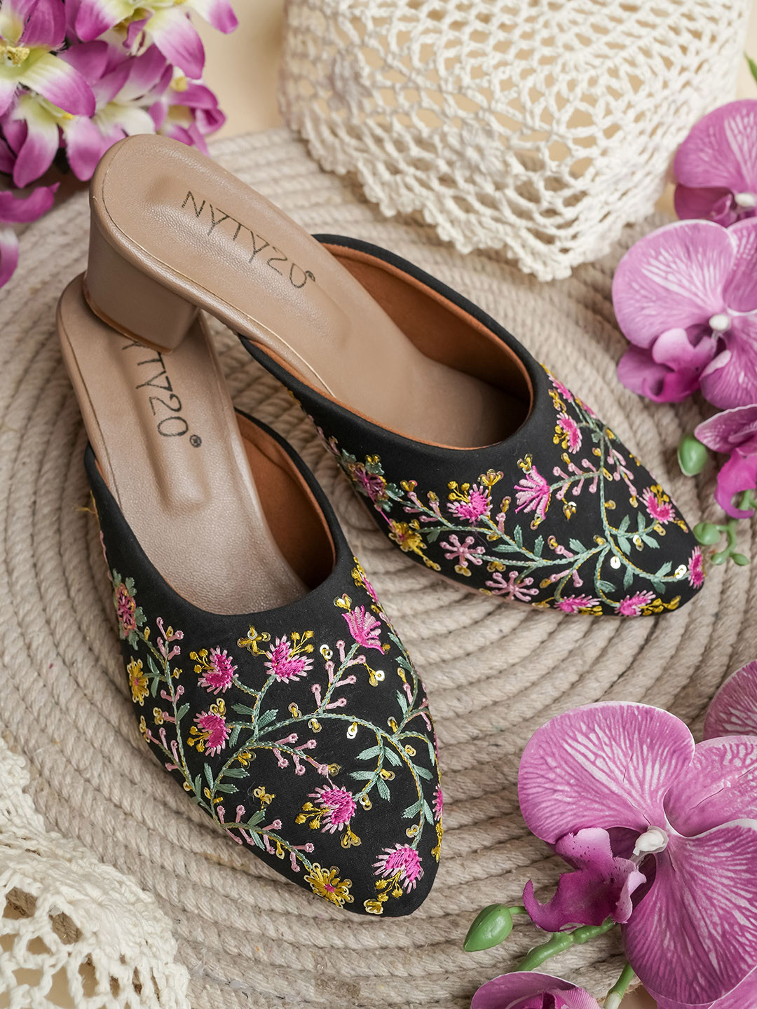 NYTY20 Women Woven Design Block Heel Mules