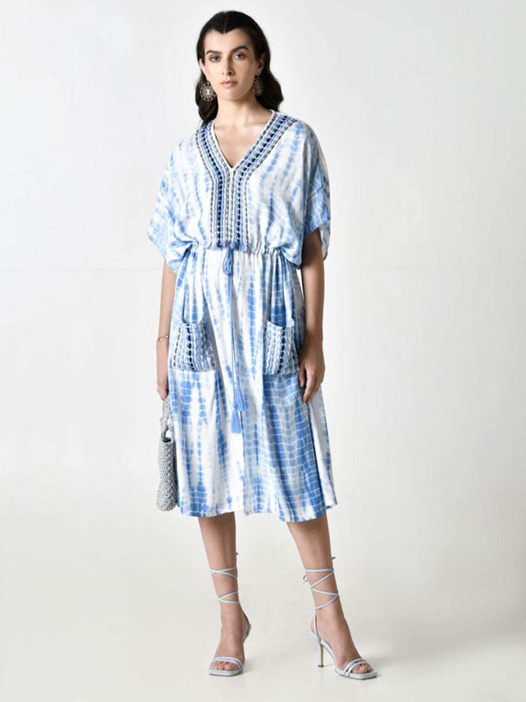 STIL O STITCH Tie and Dye Embroidered V-Neck Kimono Sleeves Kaftan Midi Dress