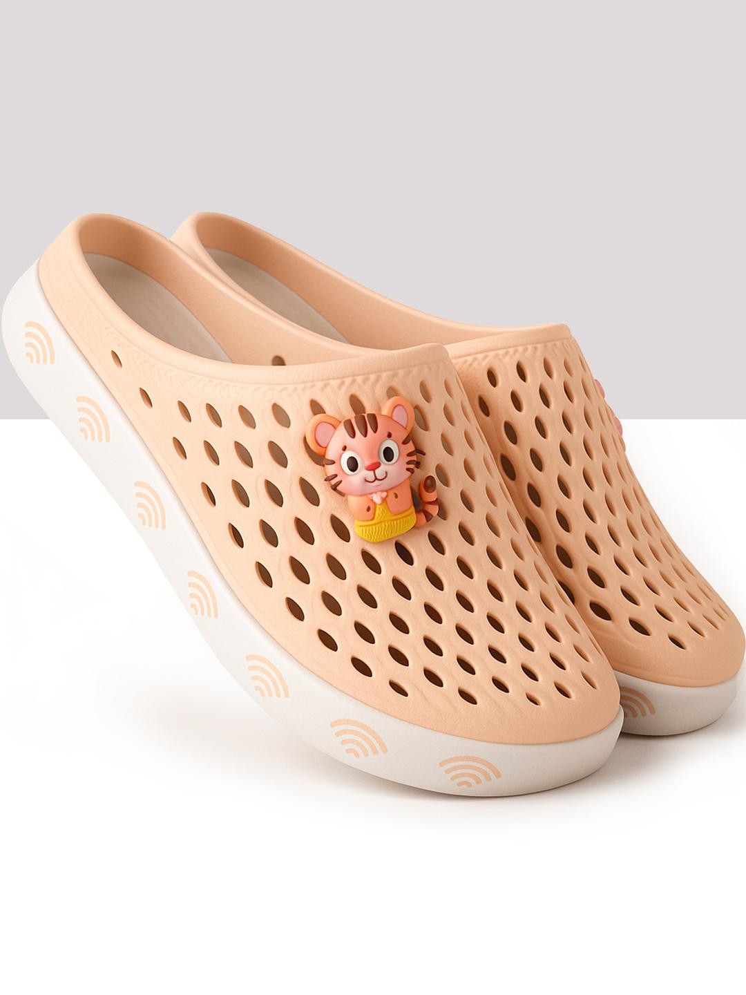 Blue Horse Women Clogs Sandals