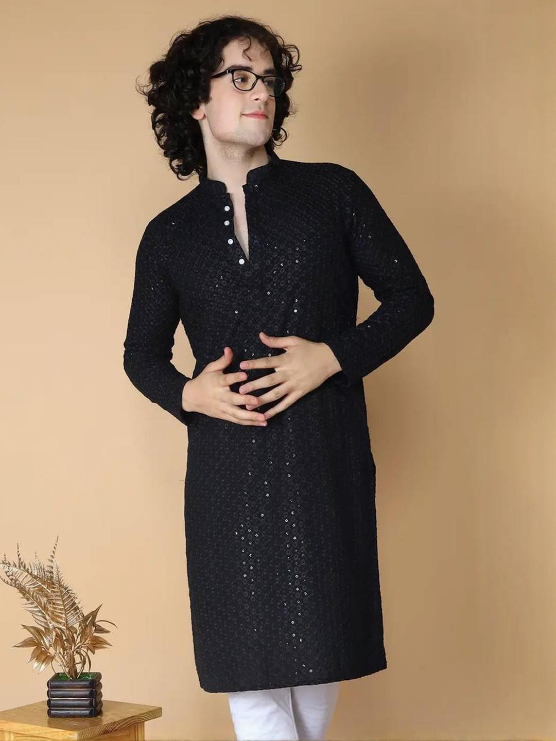 CHIRASVI Men Black Kurtas