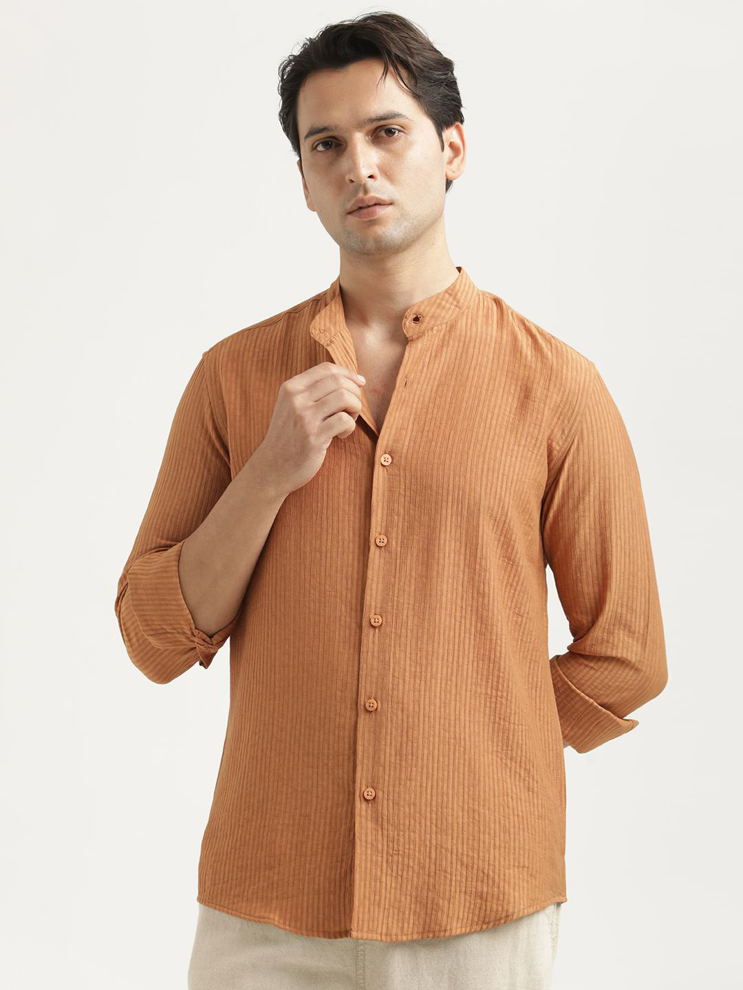 Blu MNKY Smart Slim Fit Textured Nylon Casual Shirt