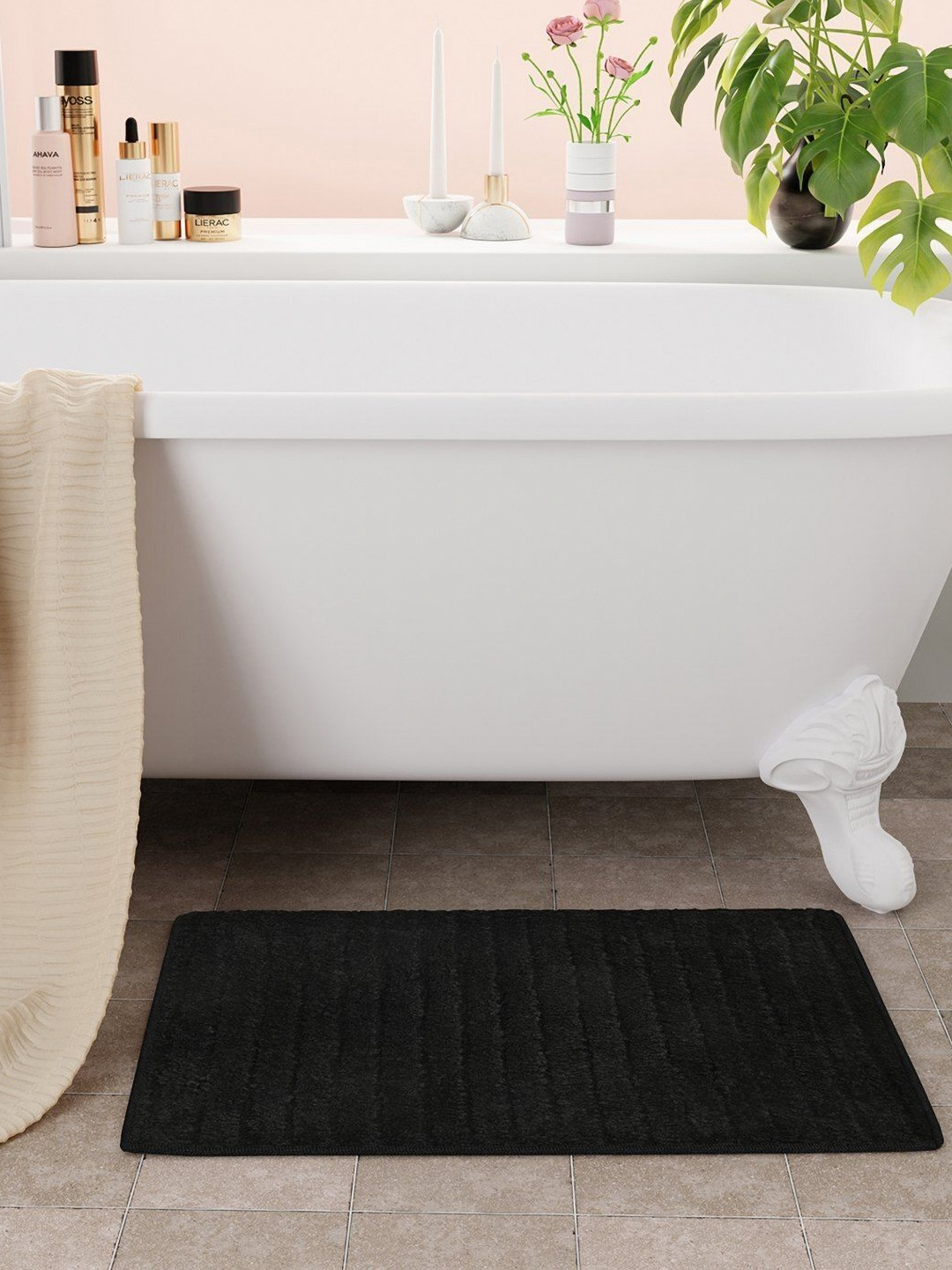 Bichauna Bali Black Anti-Skid Rectangular 1300 GSM Bath Rug