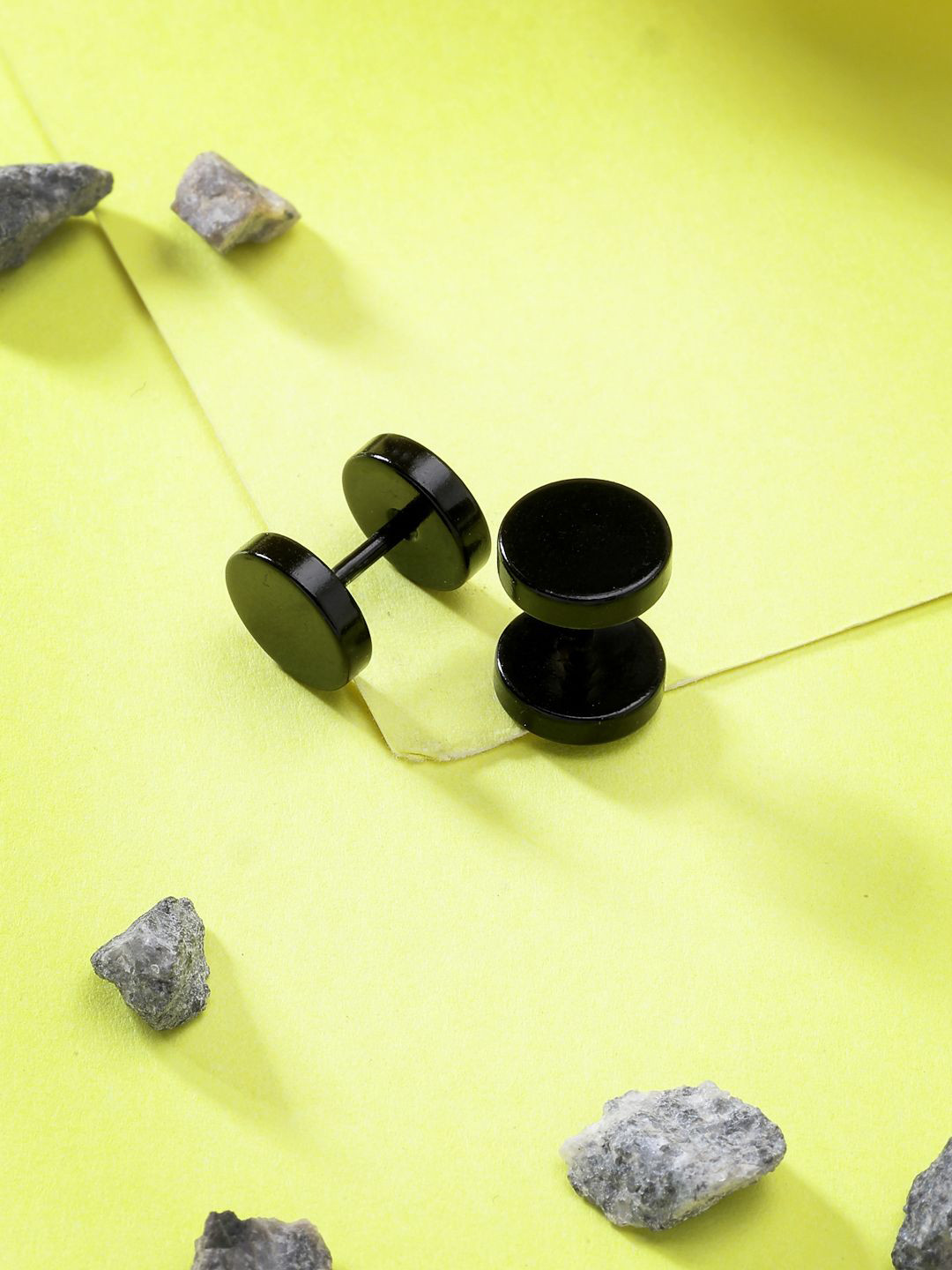 Roadster Men Black Rhodium-Plated Metal Studs Earring