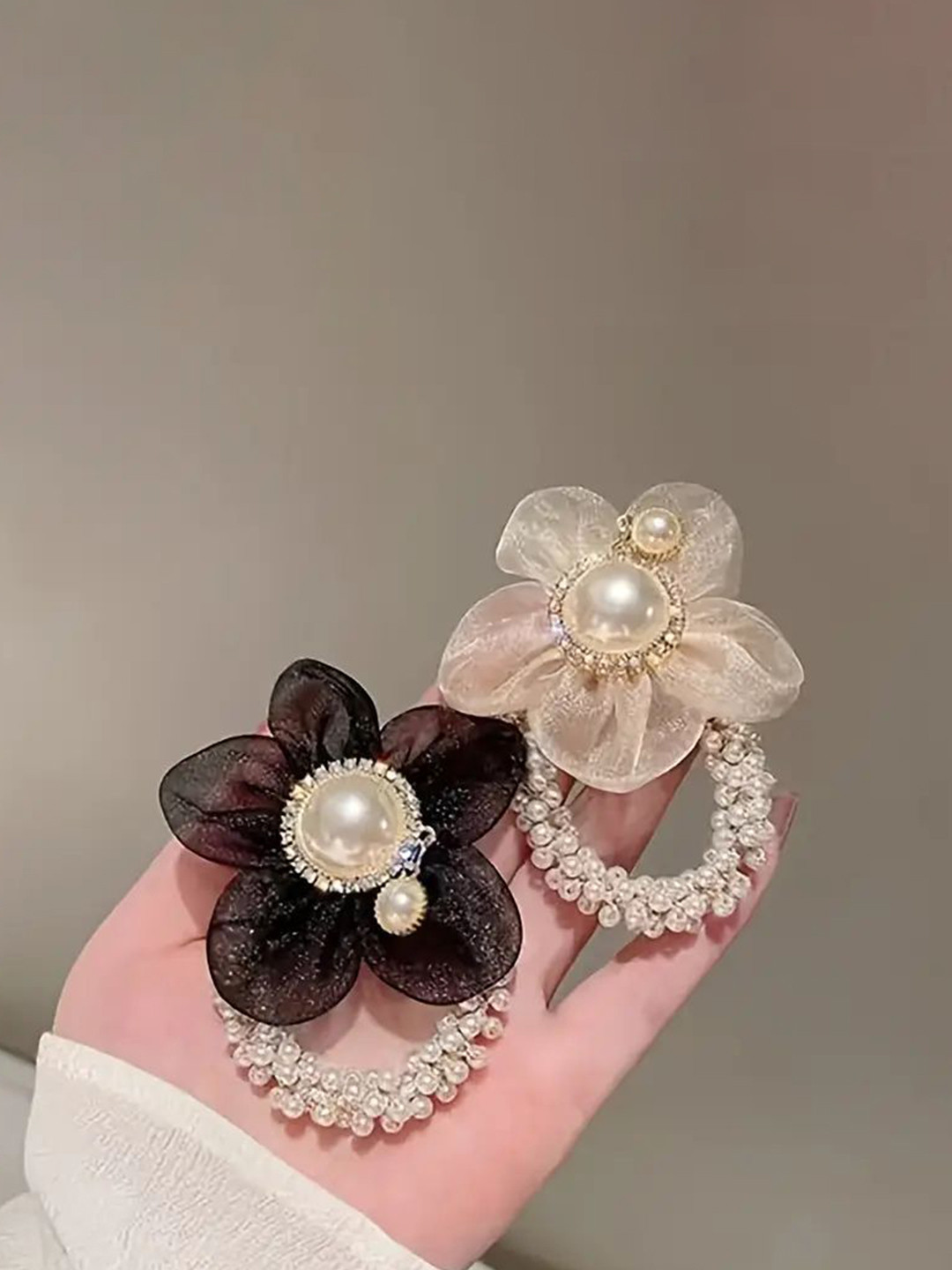 Radhya Accessories Women Set Of 2 Pearl Bloom Elegance Hair Ties