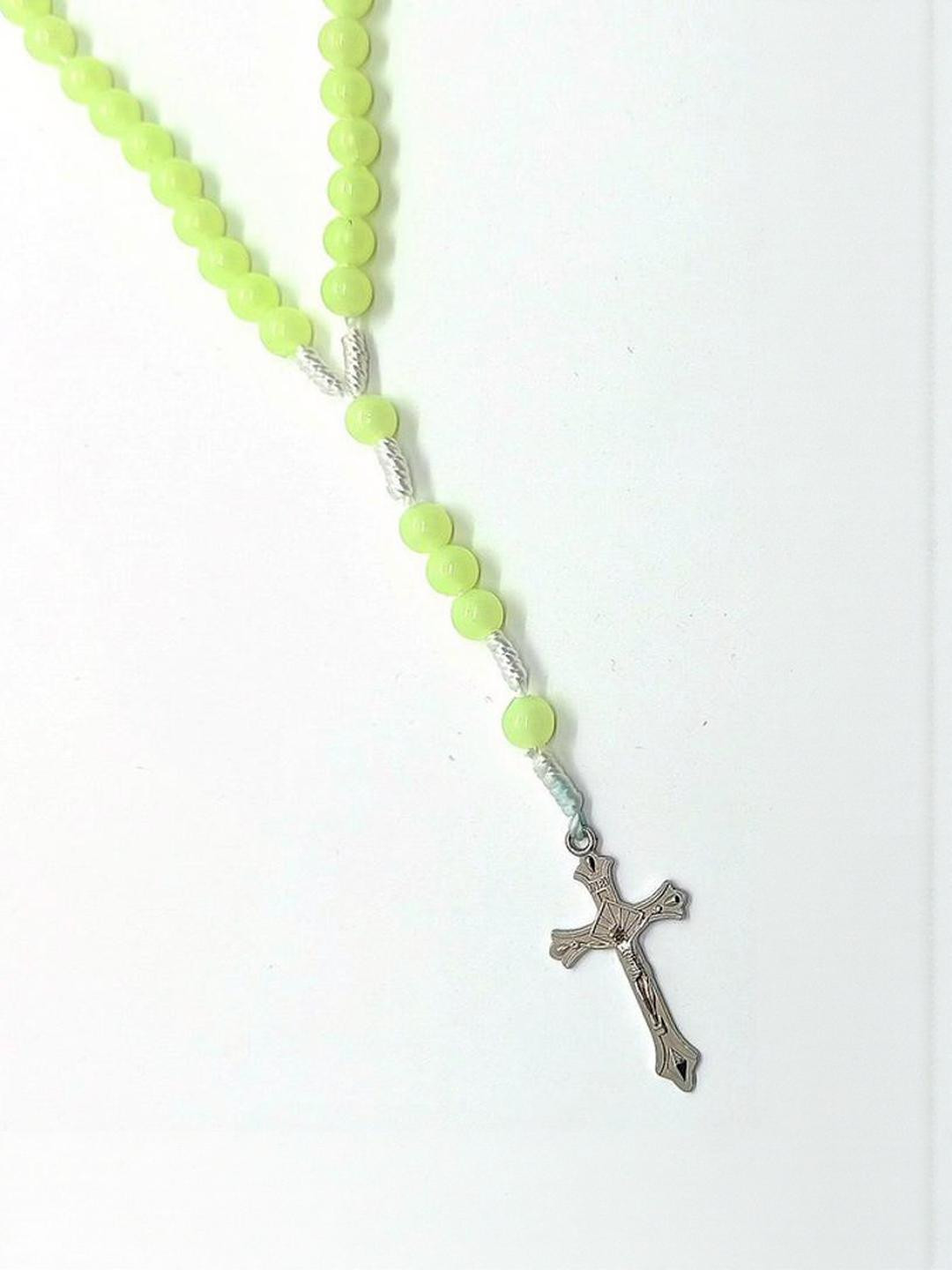 Dynamic Retail Global Men Handcrafted Beads Chain With Cross