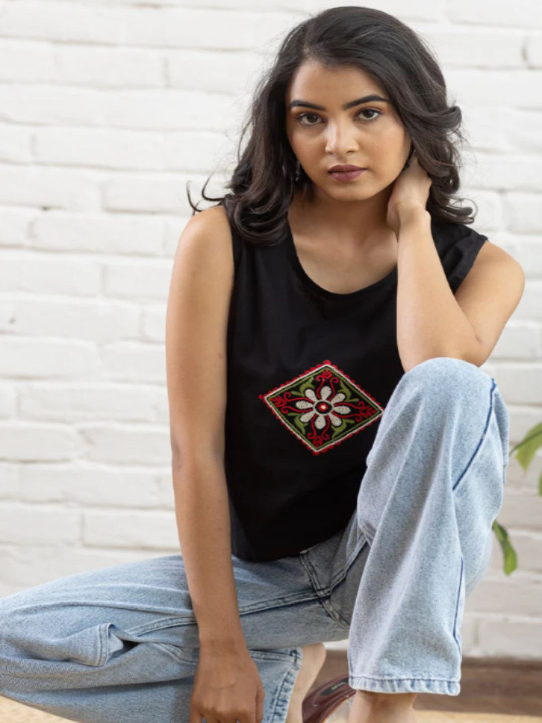 JEMCY Women Geometric Printed Embroidered Round Neck Cotton Top