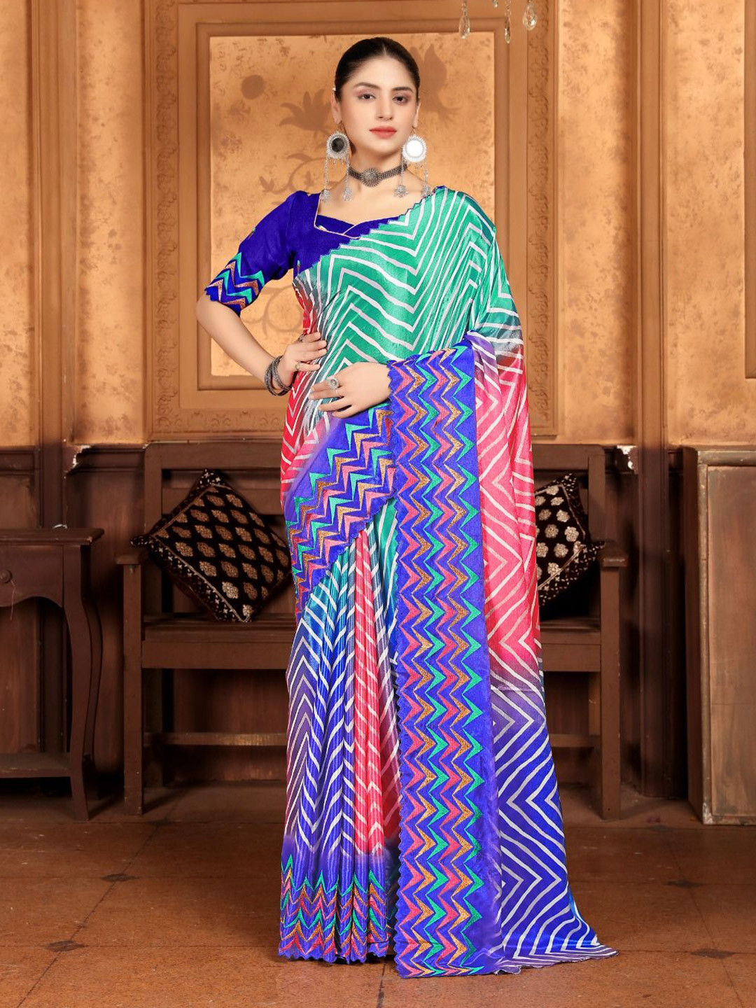 NEGRONI Aari Work Printed Saree And Printed Border