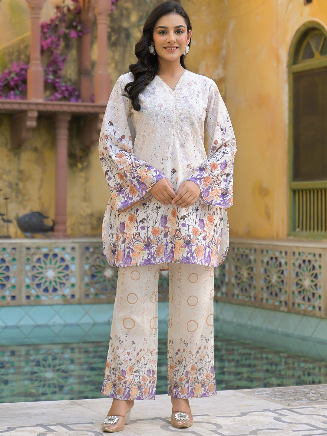 AUTUMN LANE Raagvi Yale Floral Printed V-Neck Tunic With Trousers Co-Ords Set