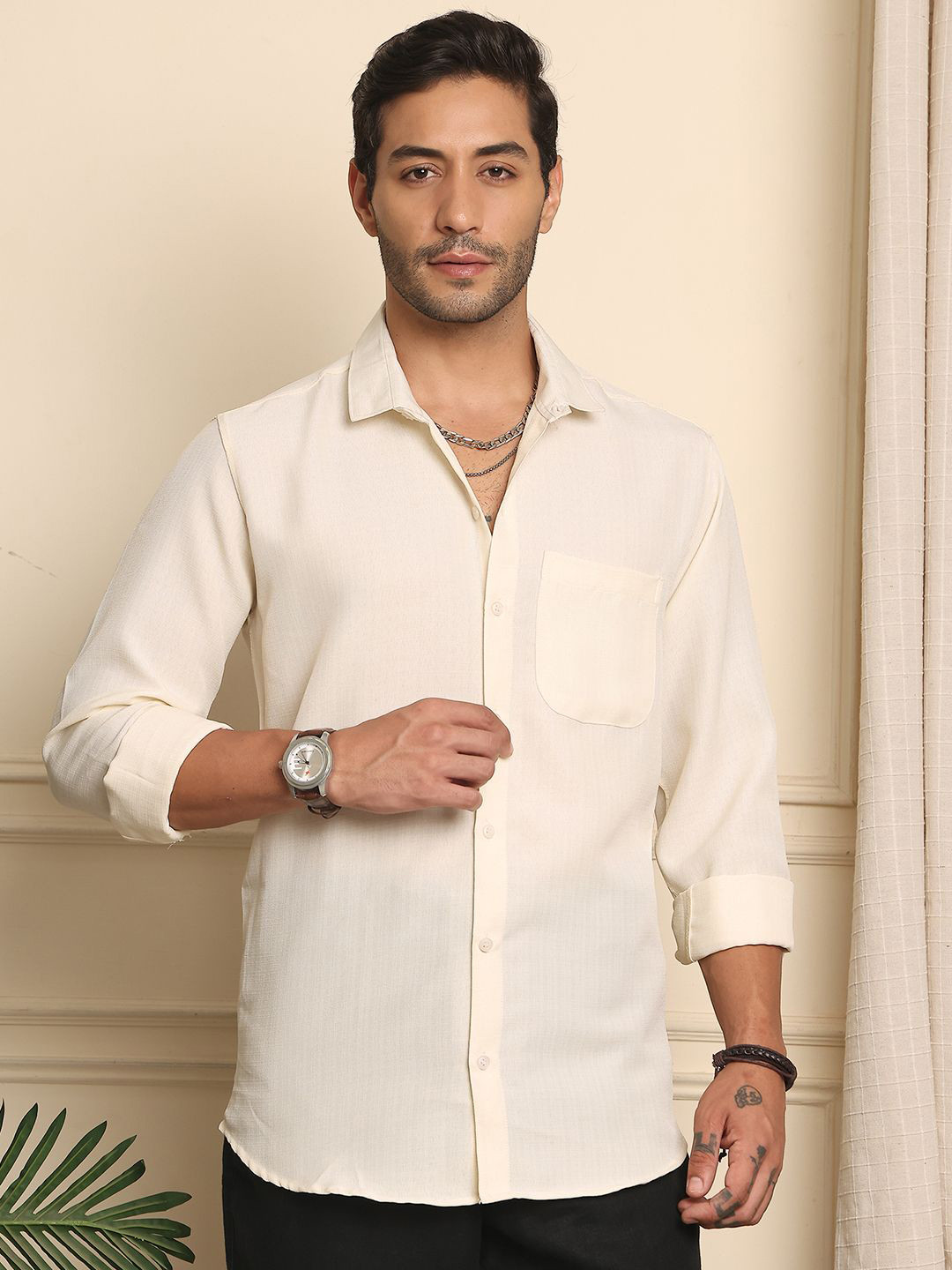 Blezza Men Cotton Spread Collar Casual Opaque Shirt