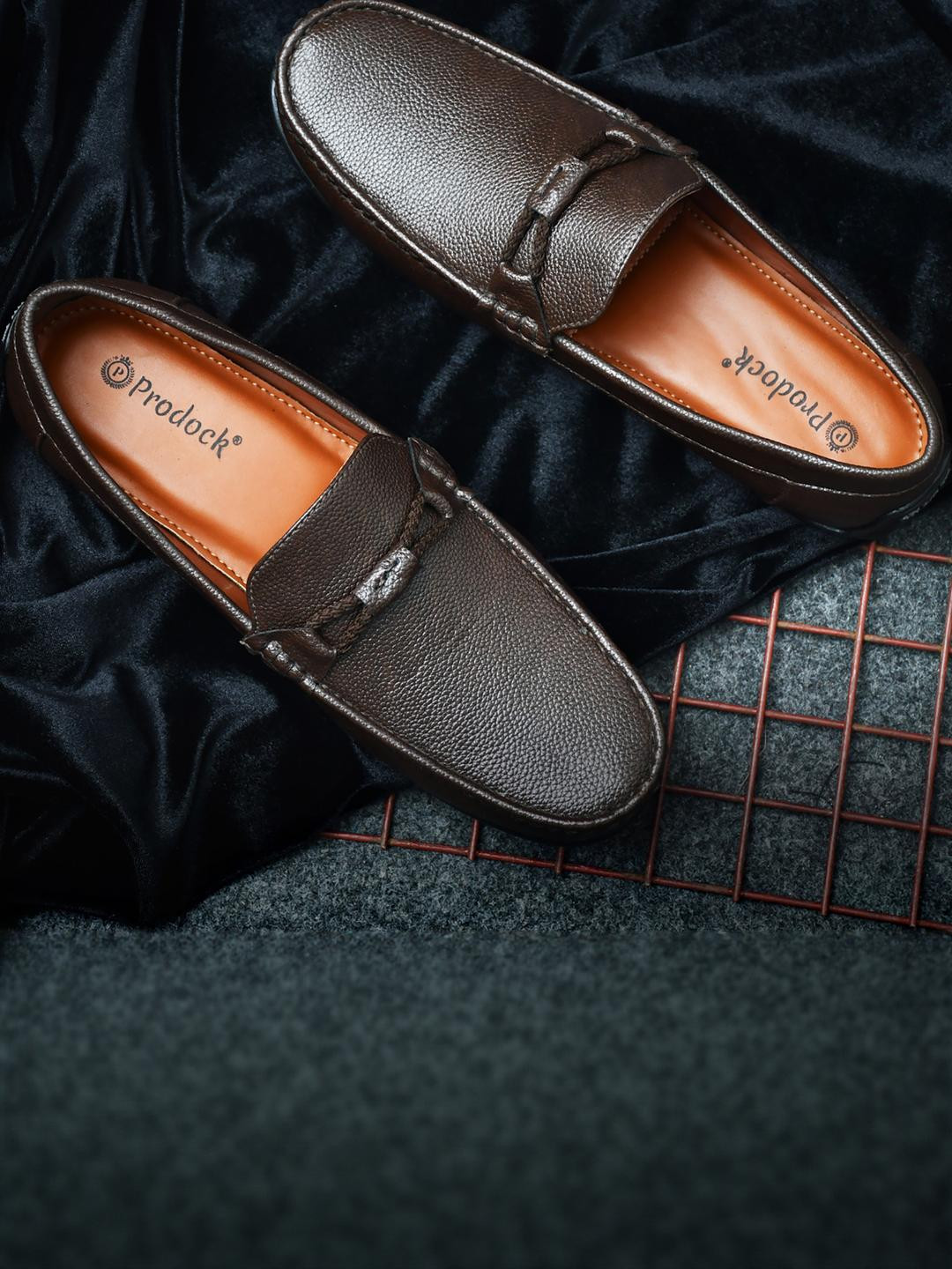 PRODOCK Men Textured Loafers