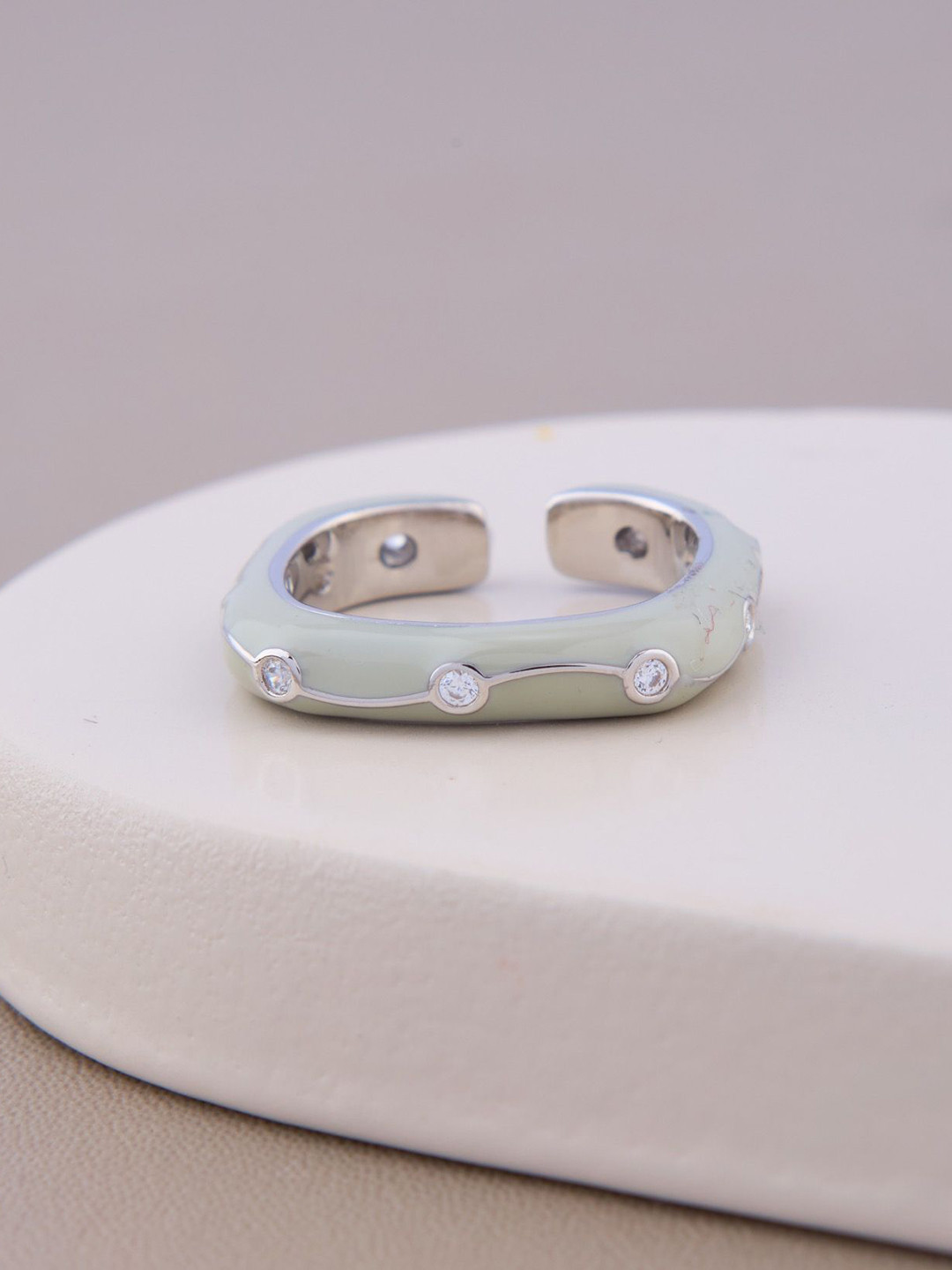 GC PREMIUM JEWELLERY Stone-Studded Adjustable Finger Ring