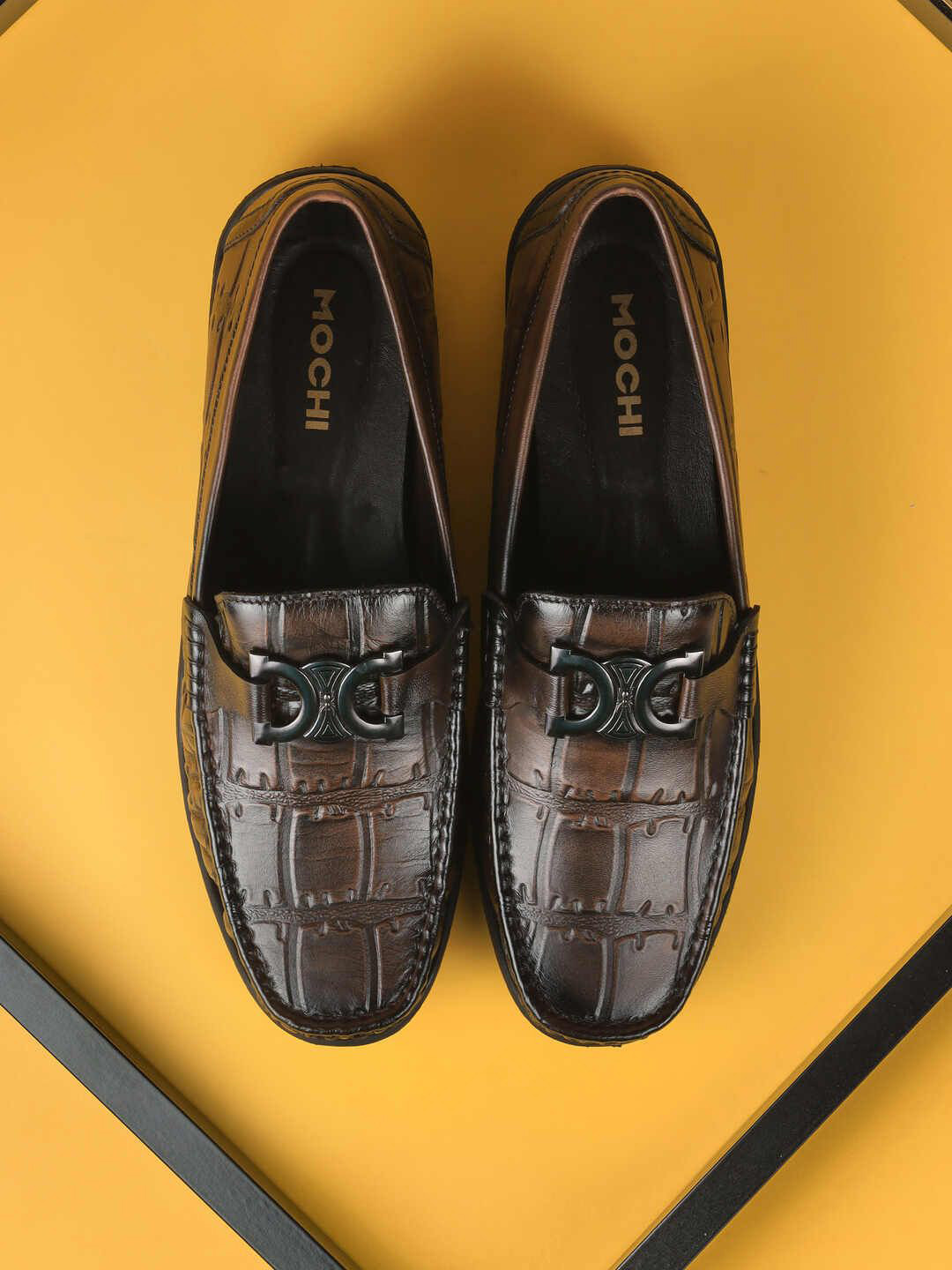 Mochi Men Textured Formal Loafers