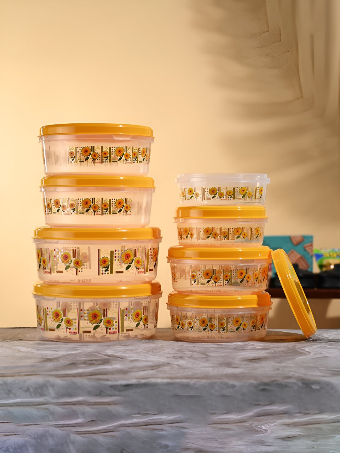 Aura Transparent 8 Pieces Printed Easy To Clean Round Box Containers