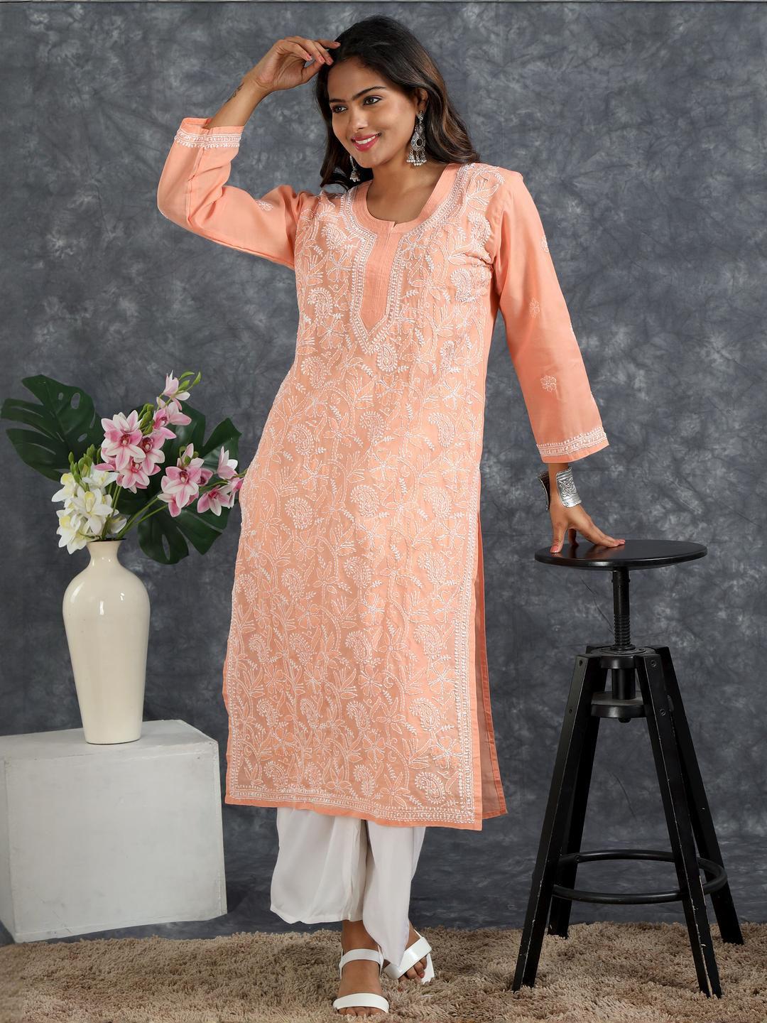 HerClozet Women Orange Kurtas