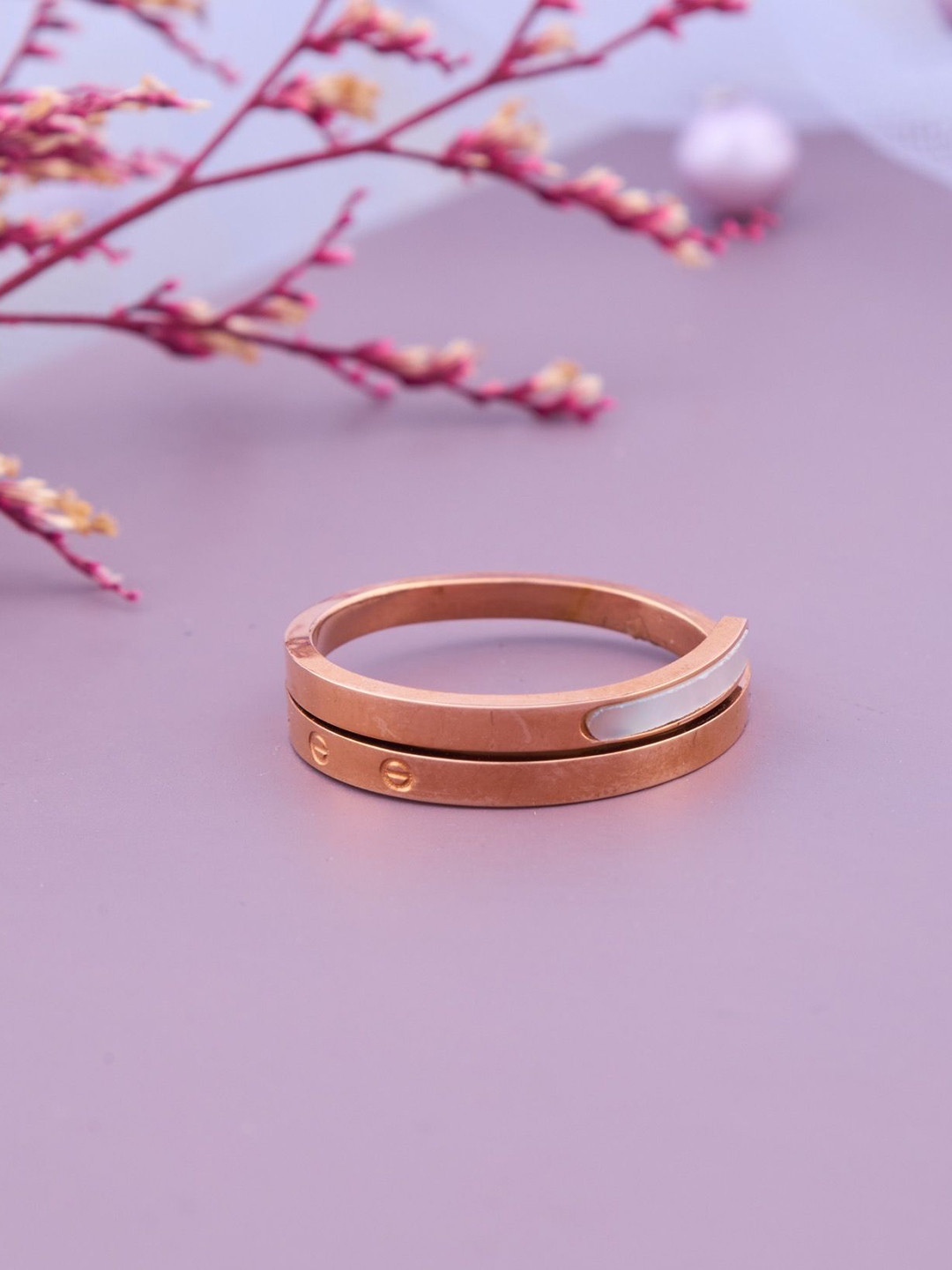 GC PREMIUM JEWELLERY Women Rose Gold-Toned Adjustable Ring with Minimalist Overlap Design