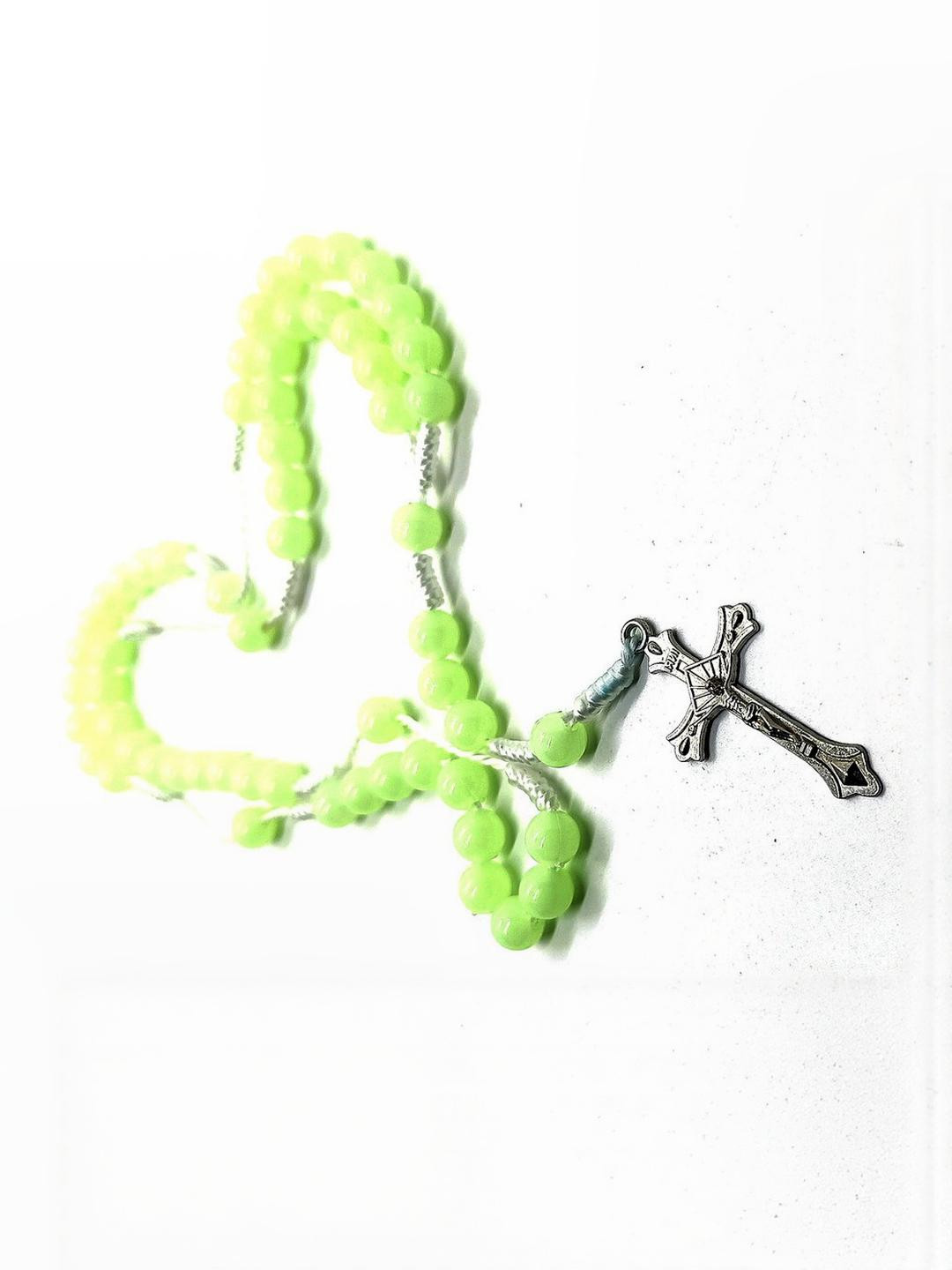 Dynamic Retail Global Men Stainless Steel Jesus Cross Chain