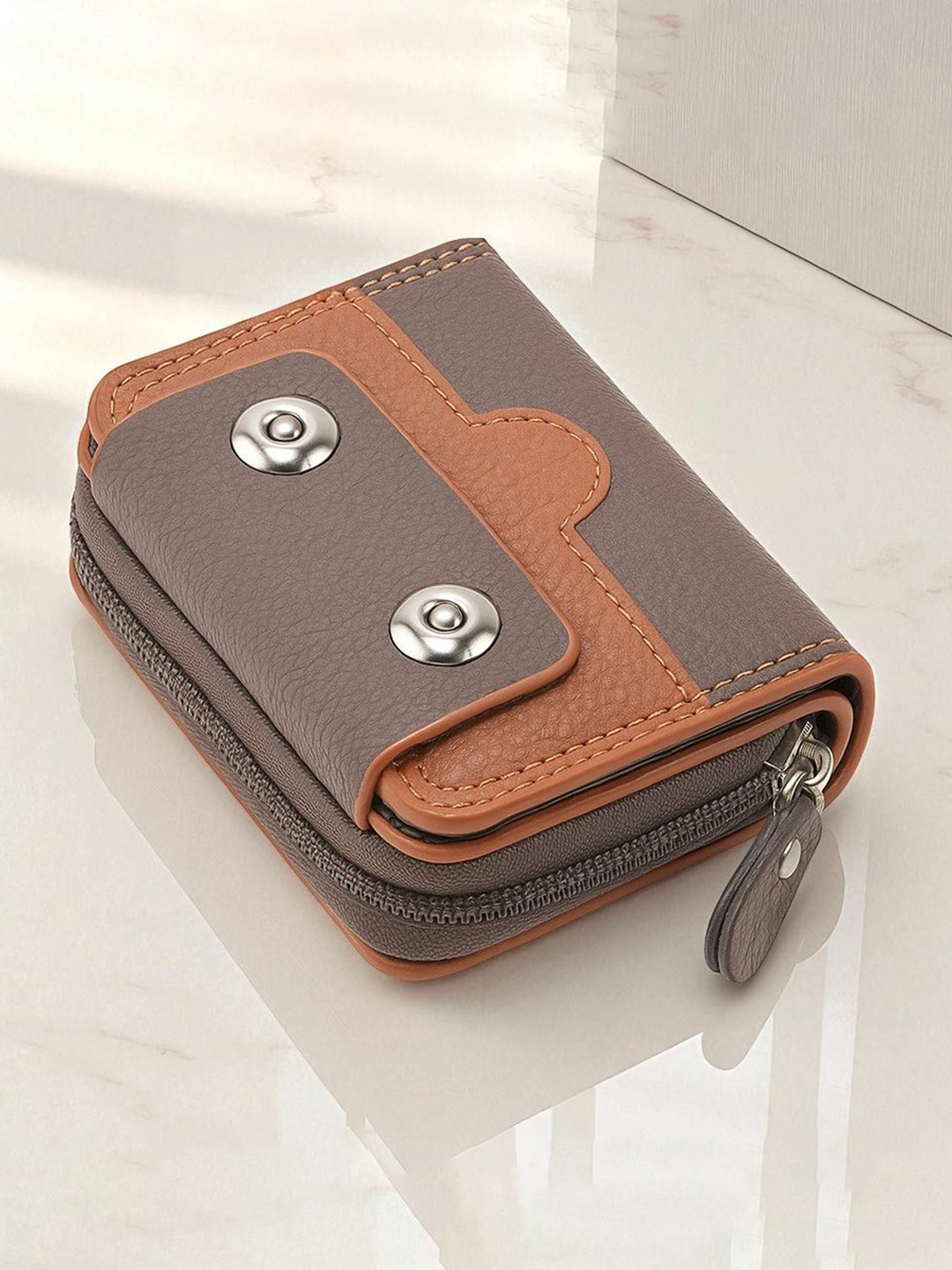 Killer Men Colourblocked PU Card Holder