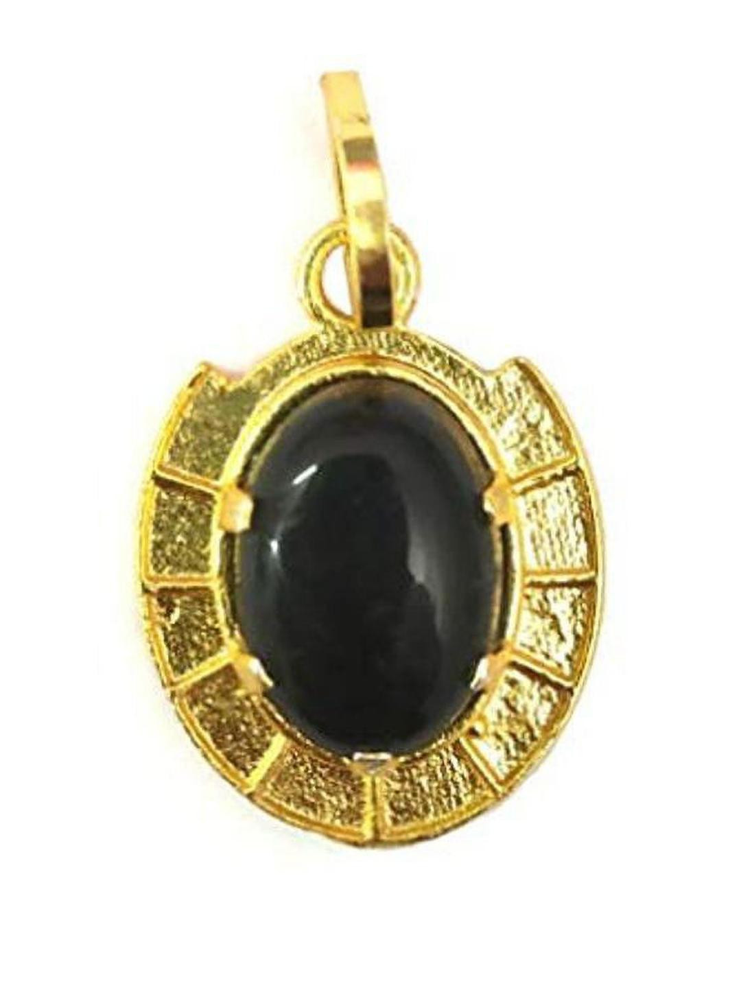 AURRA STORES Gold-Plated Stones Studded Oval Pendant