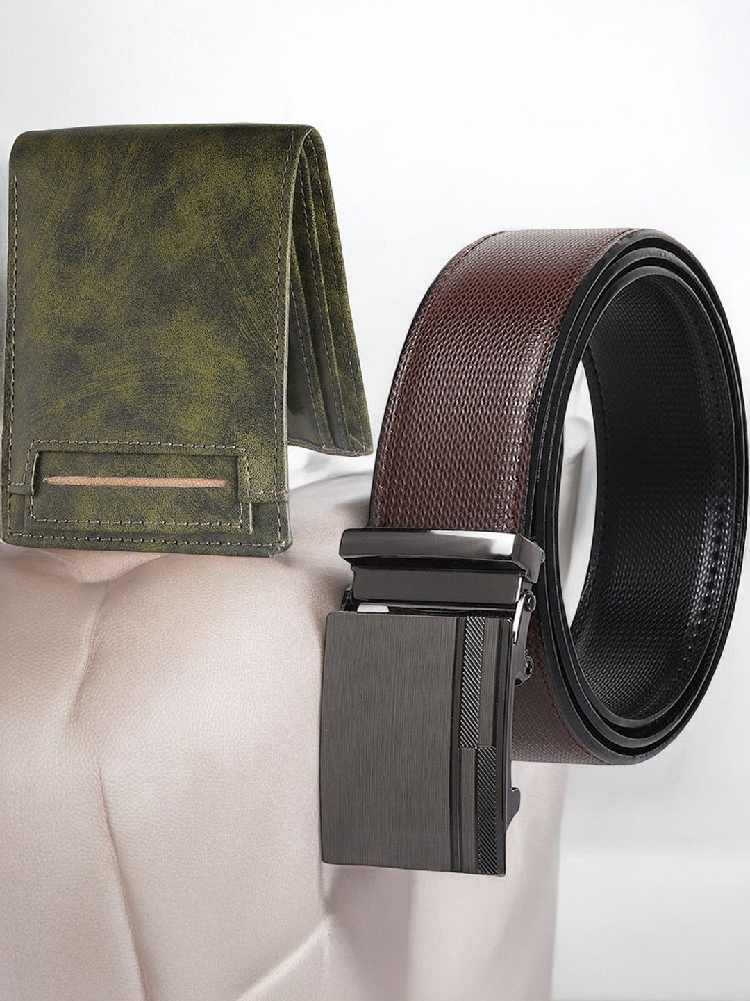 Metronaut MenWallet and belts Accessory Gift Set