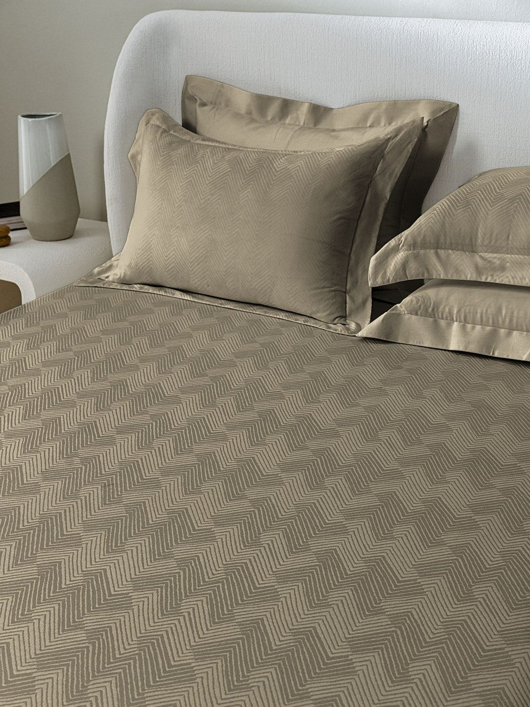 SANSAAR A DDECOR BRAND LIVE CONSCIOUSLY Brown Prined Cotton 3 Piece Bedding Set