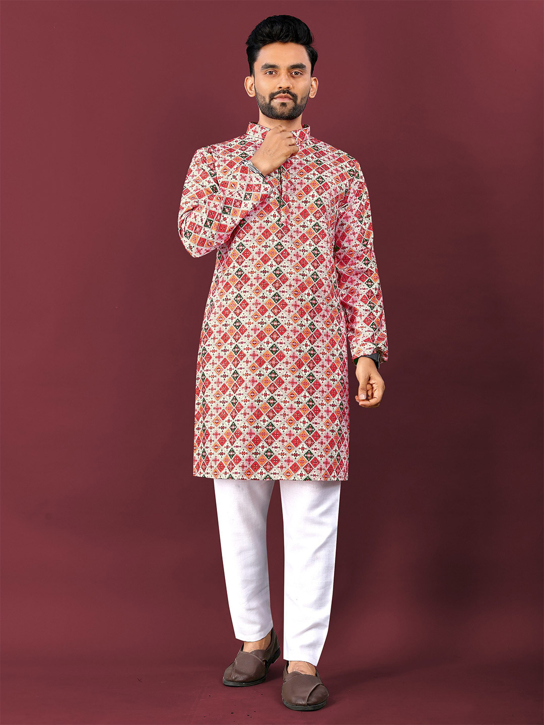 LADY BERRY Geometric Printed Band Collar Sequinned Crochet Work Cotton Straight Kurta