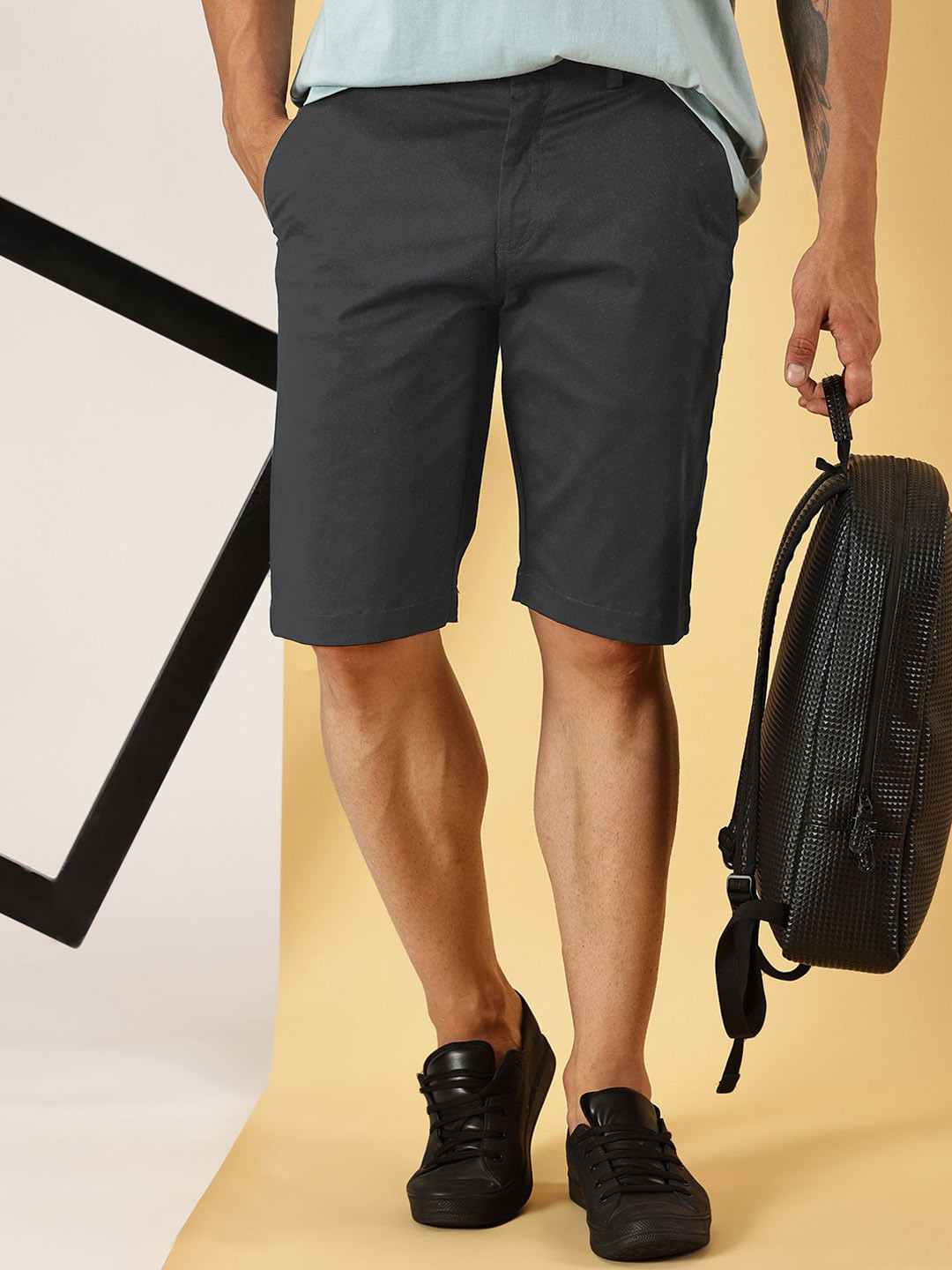 LEON Men Solid Casual Regular Chinos Shorts