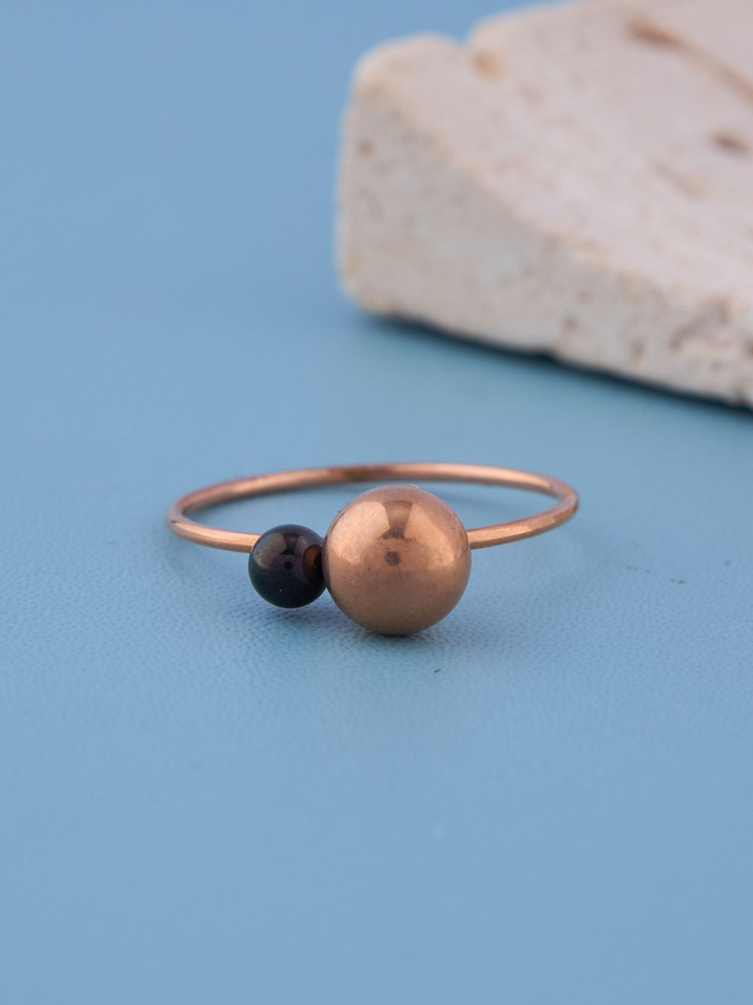 GC PREMIUM JEWELLERY  Dual Bead Detailing Finger Ring