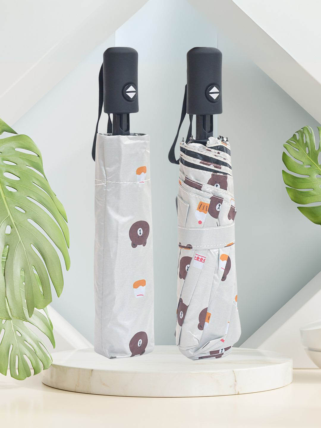 Myntra Elegant Homes Automatic Waterproof 3 Fold Cartoon Characters Umbrella