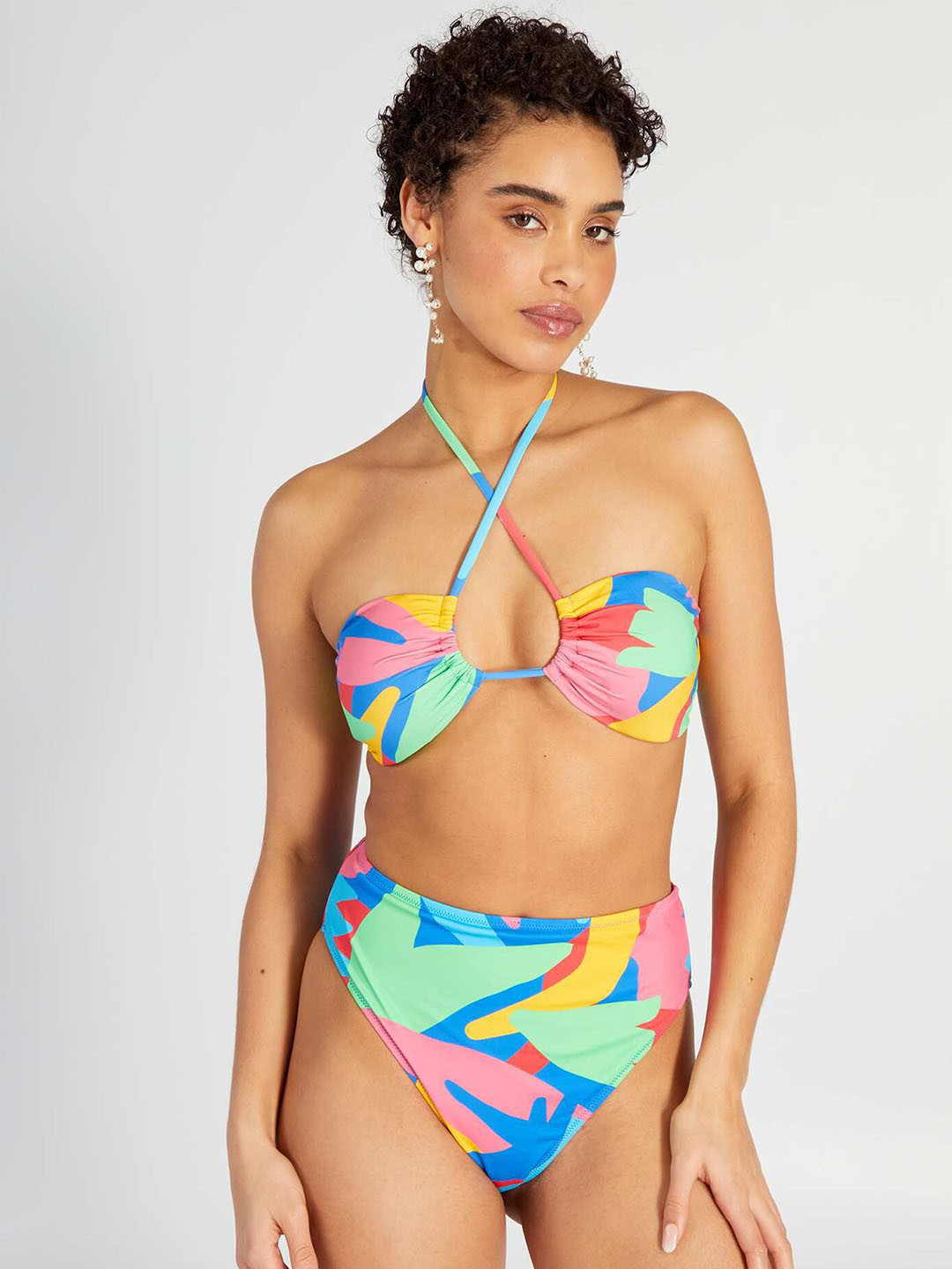 KIABI Color-Blocked High-Rise Tanga Swim Bikini Bottom