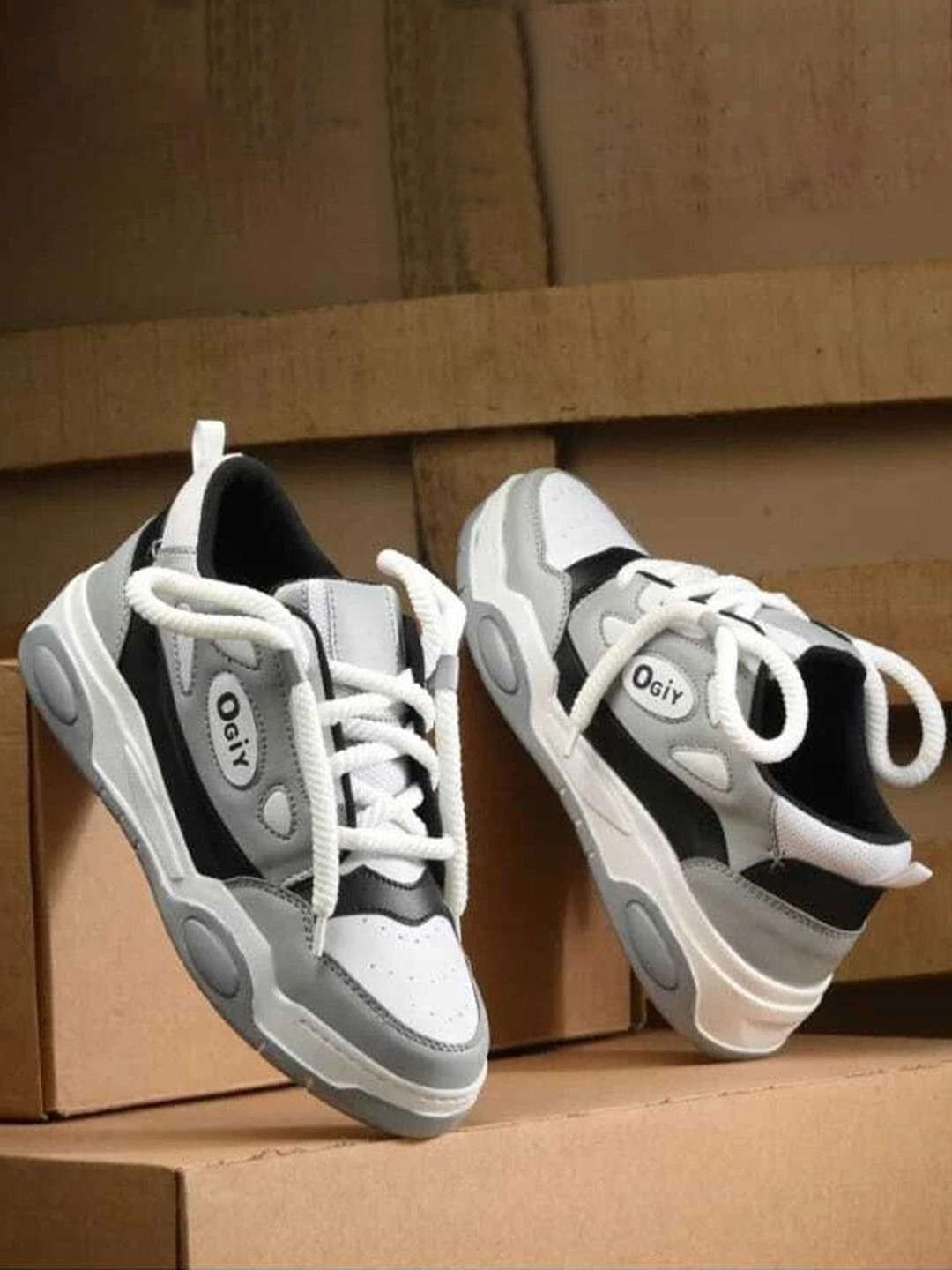 K Footlance Boys Colourblocked Sneakers With Laser Cuts