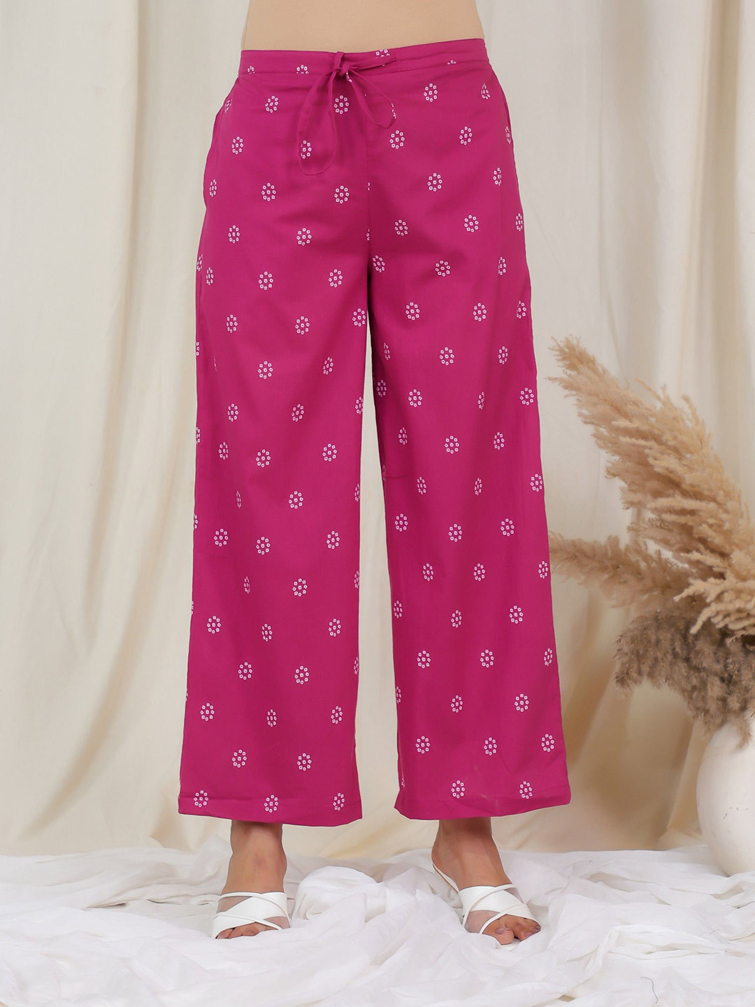 Aramya Women Bandhani Printed Straight Fit Cotton Ethnic Palazzos