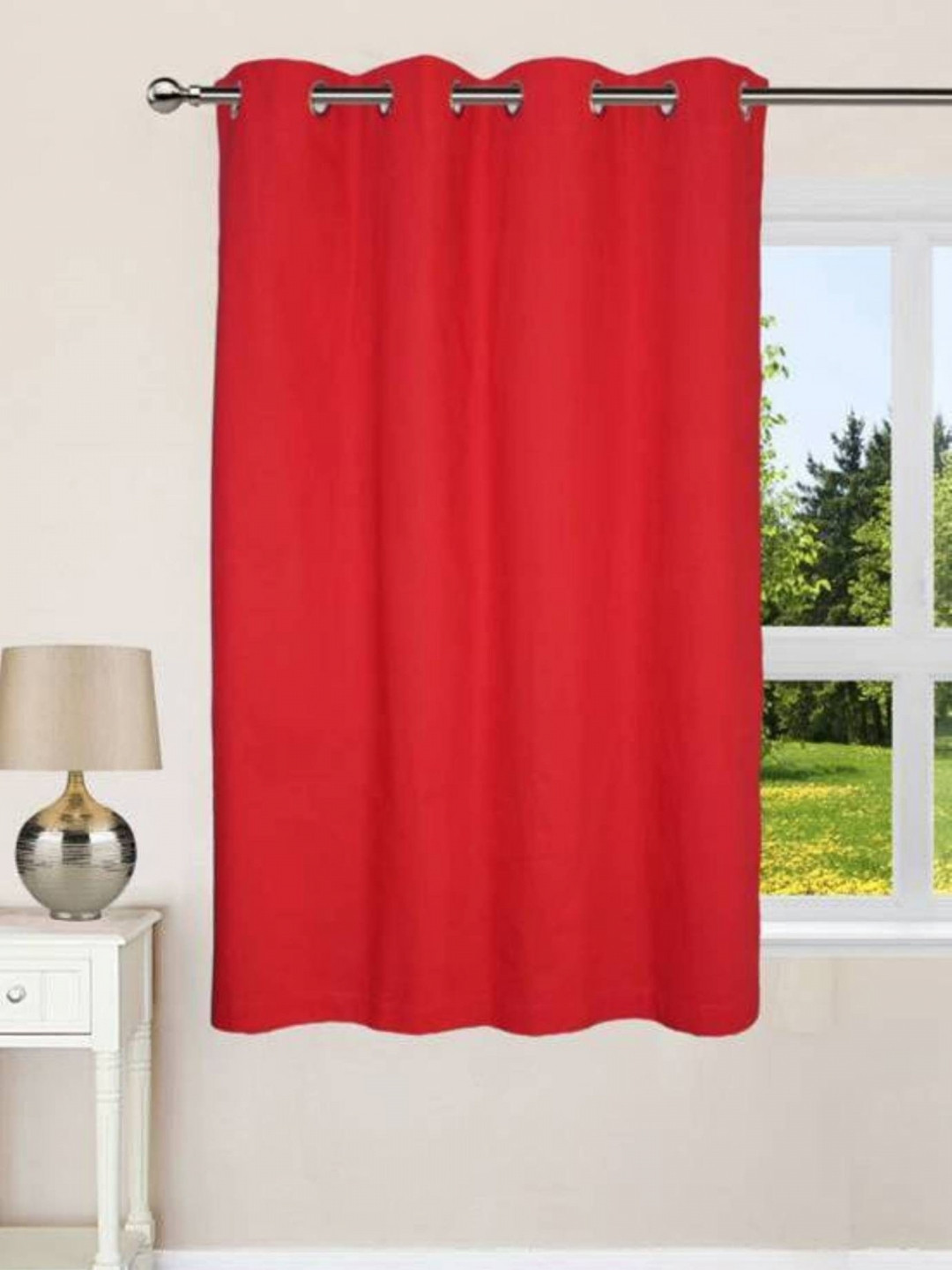 BELLA TRUE Red Black Out Window