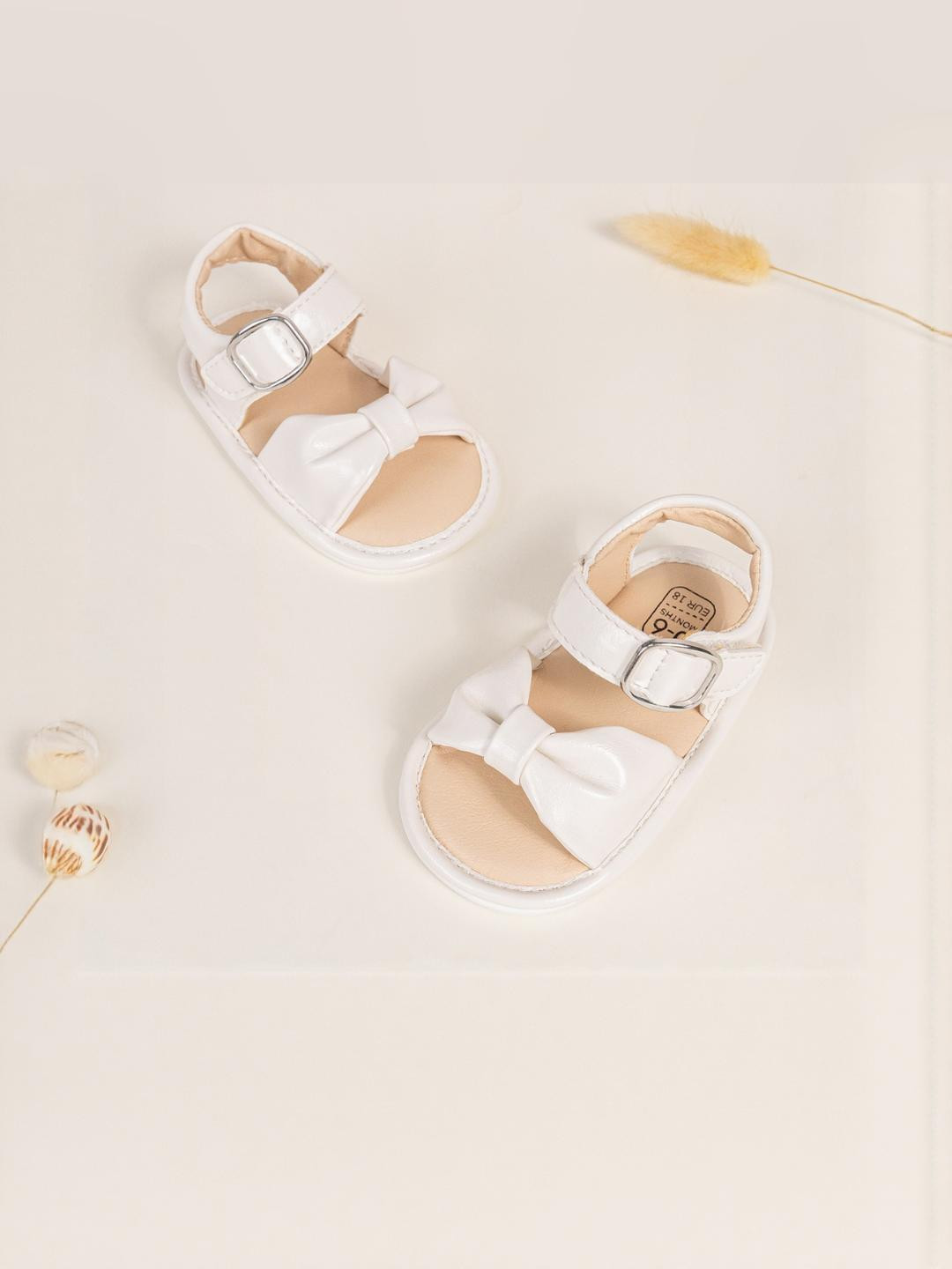 NESKA MODA Girls White Sandals
